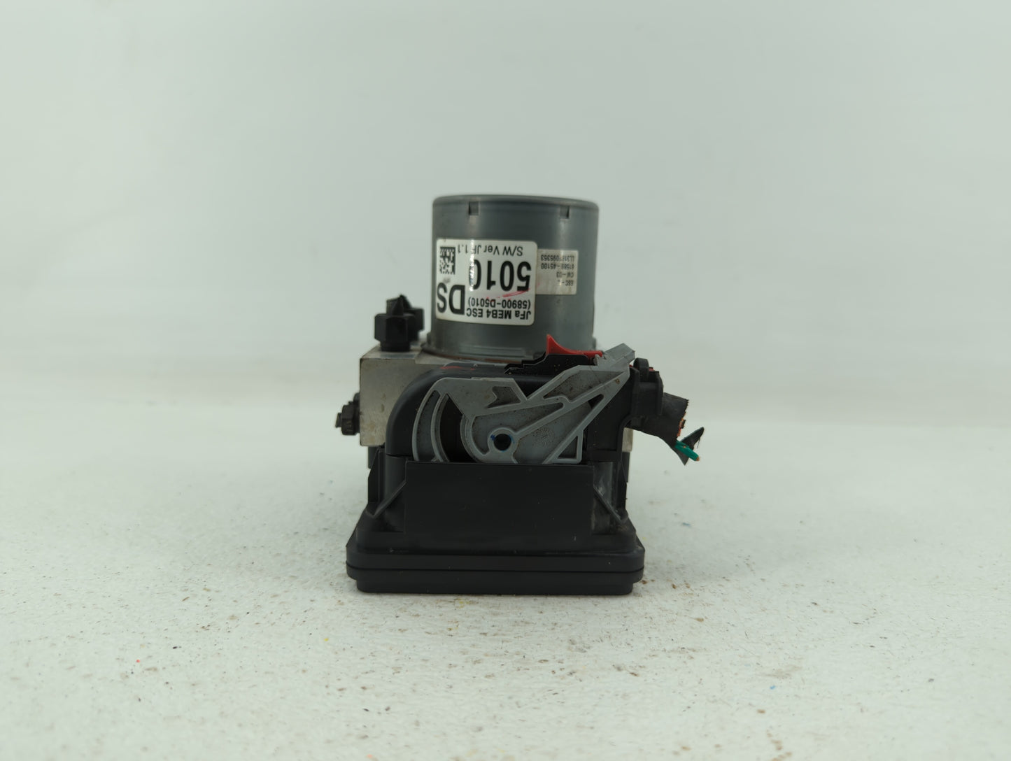 2016-2018 Kia Optima ABS Pump Control Module Replacement P/N:D5589-30500 58920-2T550, D5589-20500 Fits Fits 2016 2017 2018 O
