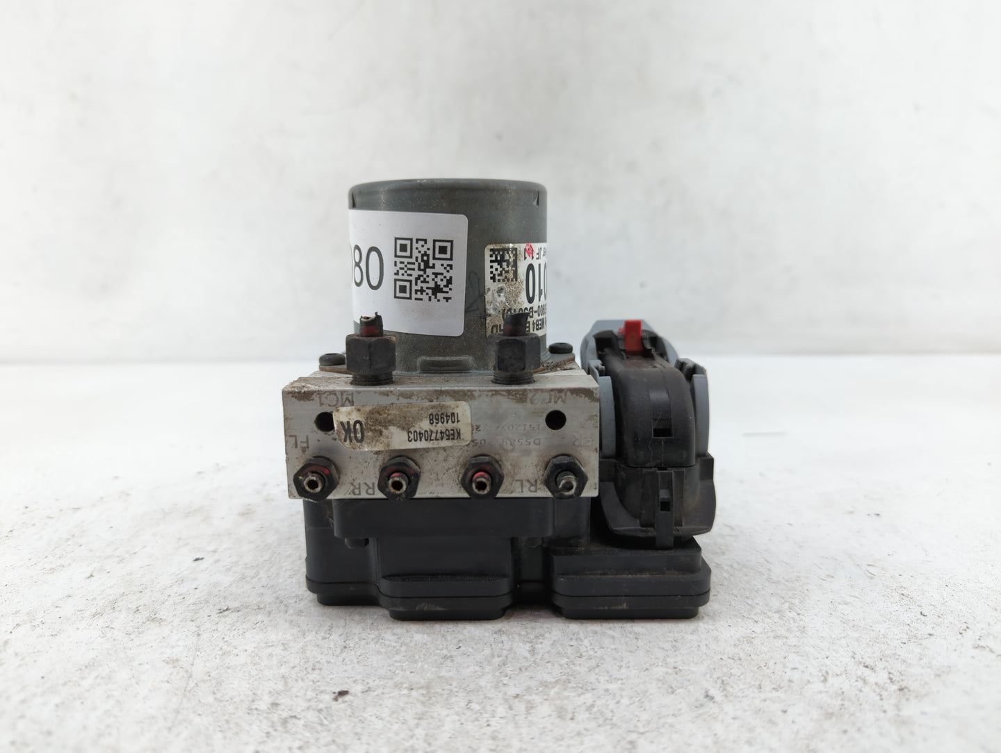 2016-2018 Kia Optima ABS Pump Control Module Replacement P/N:D5589-30500 58920-2T550, D5589-20500 Fits Fits 2016 2017 2018 O