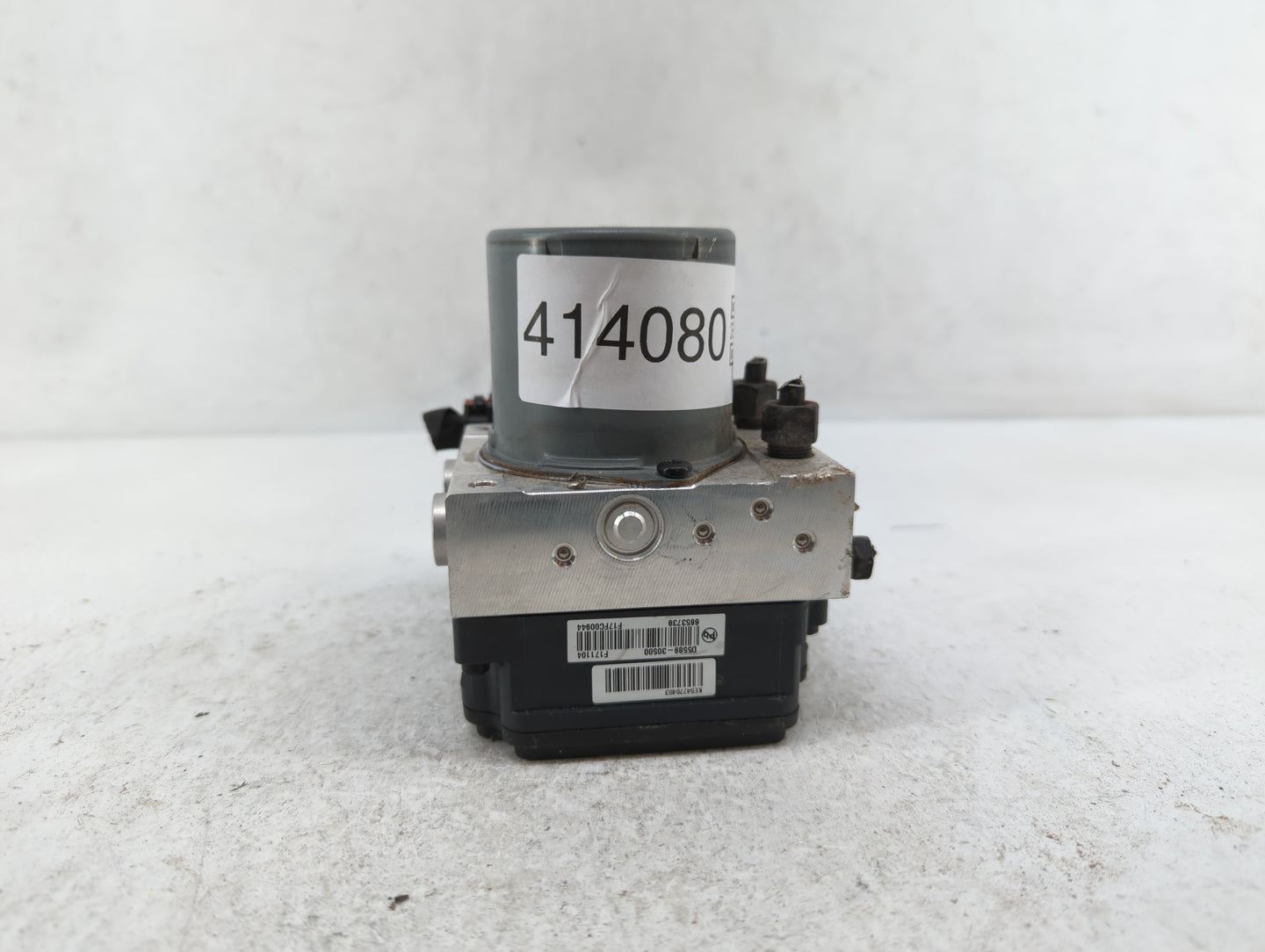 2016-2018 Kia Optima ABS Pump Control Module Replacement P/N:D5589-30500 58920-2T550, D5589-20500 Fits Fits 2016 2017 2018 O