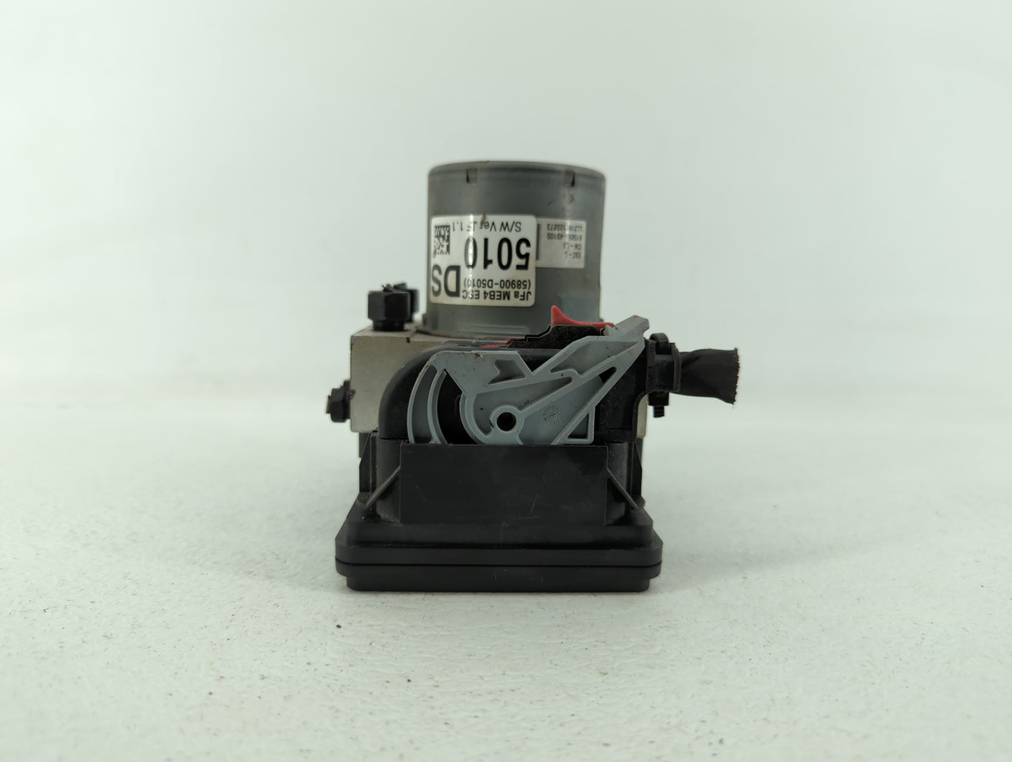 2016-2018 Kia Optima ABS Pump Control Module Replacement P/N:D5589-30500 58920-2T550, D5589-20500 Fits Fits 2016 2017 2018 O