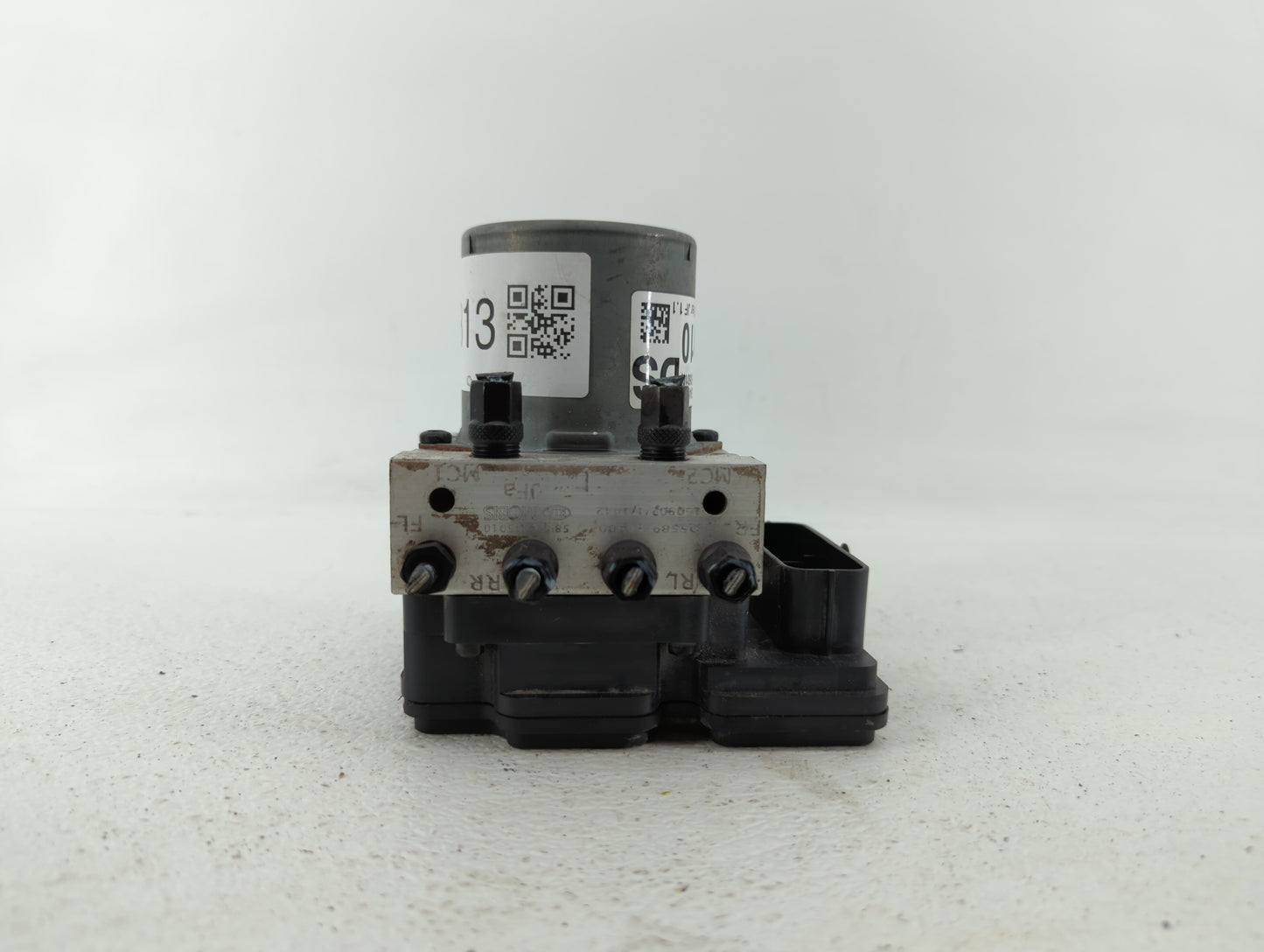 2016-2018 Kia Optima ABS Pump Control Module Replacement P/N:D5589-30500 58920-2T550, D5589-20500 Fits Fits 2016 2017 2018 O