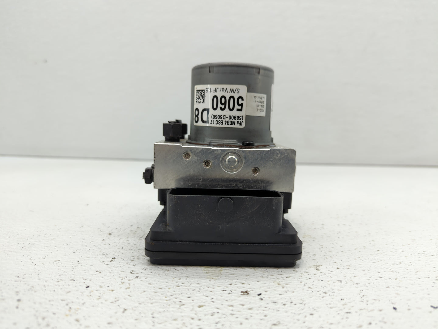 2016-2018 Kia Optima ABS Pump Control Module Replacement P/N:D5589-30500 58920-2T550, D5589-20500 Fits Fits 2016 2017 2018 O