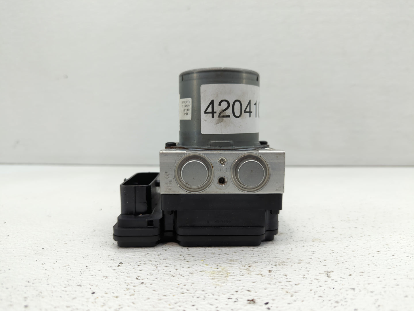 2016-2018 Kia Optima ABS Pump Control Module Replacement P/N:D5589-30500 58920-2T550, D5589-20500 Fits Fits 2016 2017 2018 O