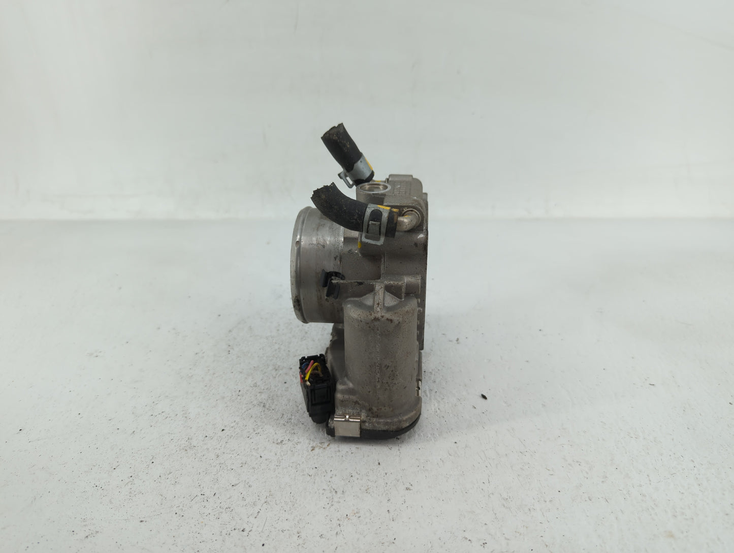 2016-2020 Kia Optima Throttle Body P/N:35100-2G600 Fits Fits 2015 2016 2017 2018 2019 2020 2021 OEM Used Auto Parts - Oemuse