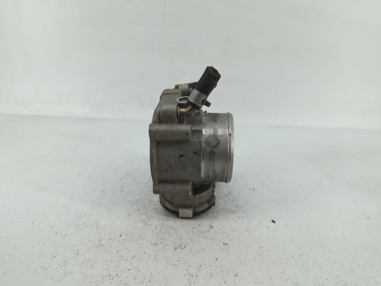 2016-2020 Kia Optima Throttle Body P/N:35100-2G600 Fits Fits 2015 2016 2017 2018 2019 2020 2021 OEM Used Auto Parts - Oemuse