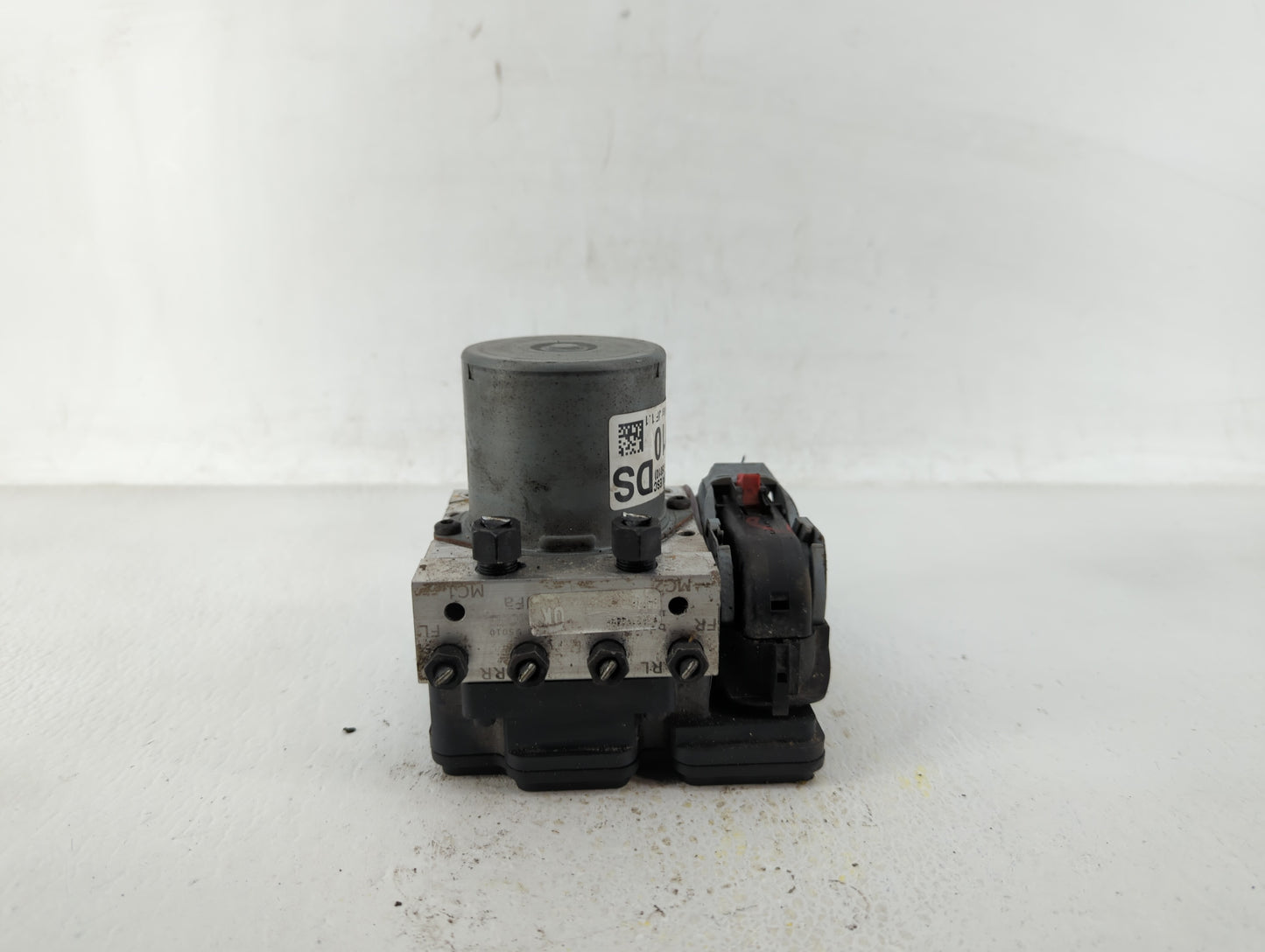 2016-2018 Kia Optima ABS Pump Control Module Replacement P/N:D5589-30500 58920-2T550, D5589-20500 Fits Fits 2016 2017 2018 O