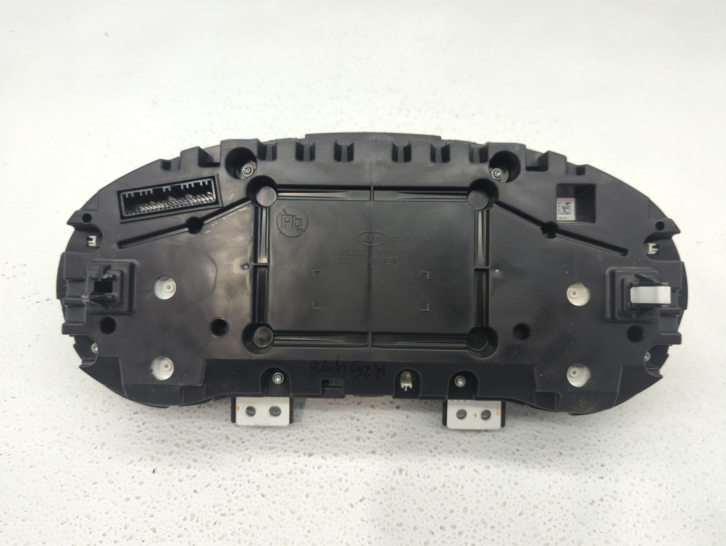2016-2018 Kia Optima Instrument Cluster Speedometer Gauges P/N:94011-D5000 94011-D5010 Fits Fits 2016 2017 2018 OEM Used Aut
