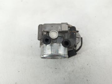 2016-2020 Kia Optima Throttle Body P/N:35100-2G600 Fits Fits 2015 2016 2017 2018 2019 2020 2021 OEM Used Auto Parts