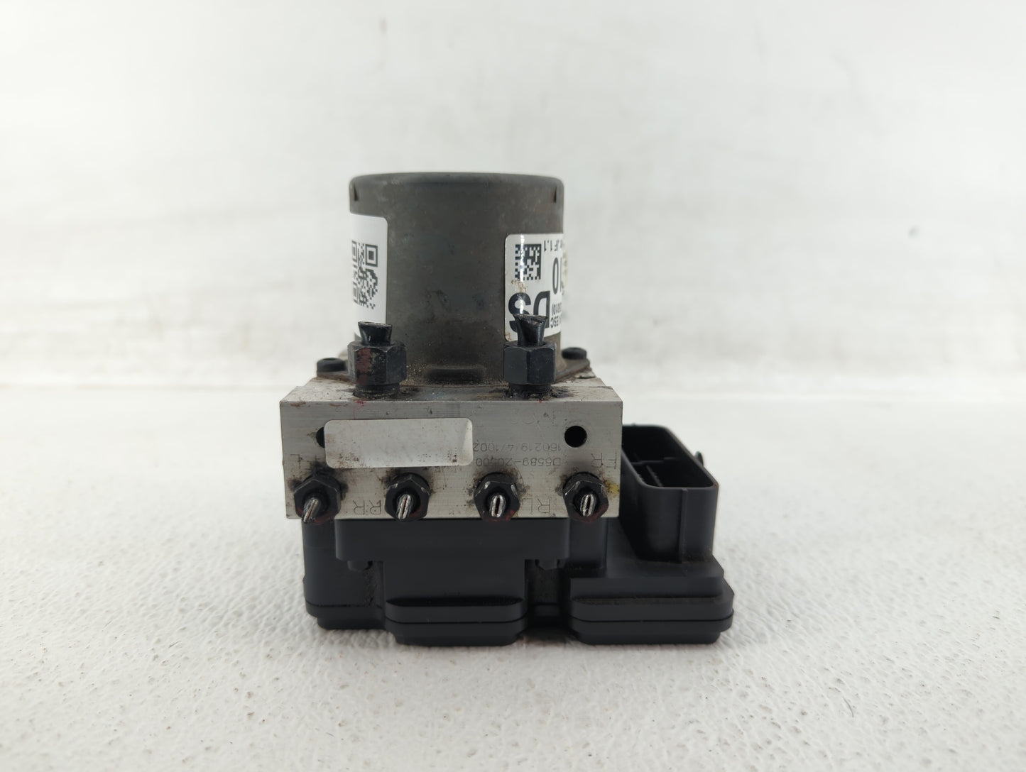 2016-2018 Kia Optima ABS Pump Control Module Replacement P/N:58900-D5010 58920-2T550 Fits Fits 2016 2017 2018 OEM Used Auto 