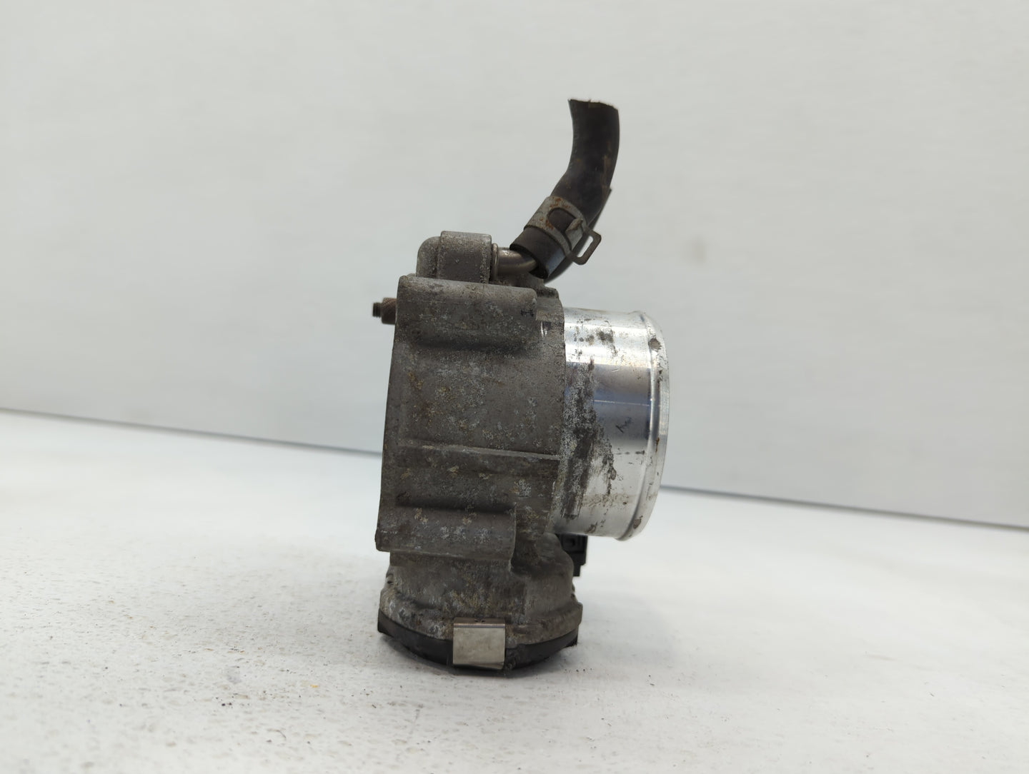 2016-2020 Kia Optima Throttle Body P/N:0 280 750 618 35100-2G600 Fits Fits 2015 2016 2017 2018 2019 2020 2021 OEM Used Auto 