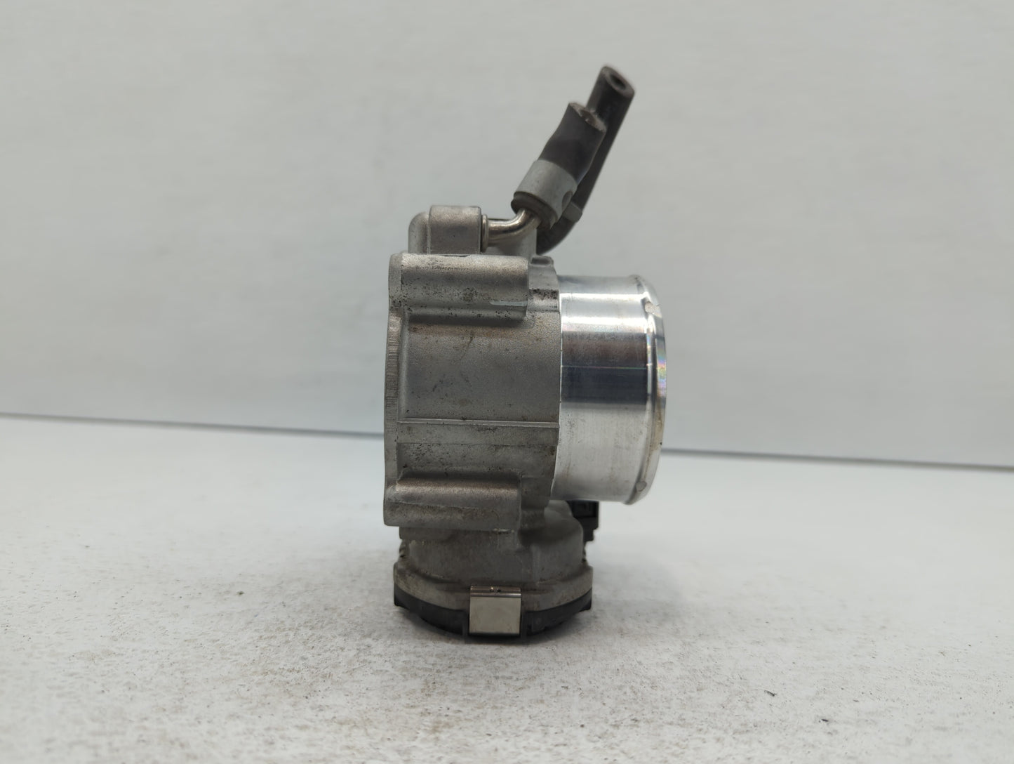 2016-2020 Kia Optima Throttle Body P/N:35100-2G600 Fits Fits 2015 2016 2017 2018 2019 2020 2021 OEM Used Auto Parts - Oemuse