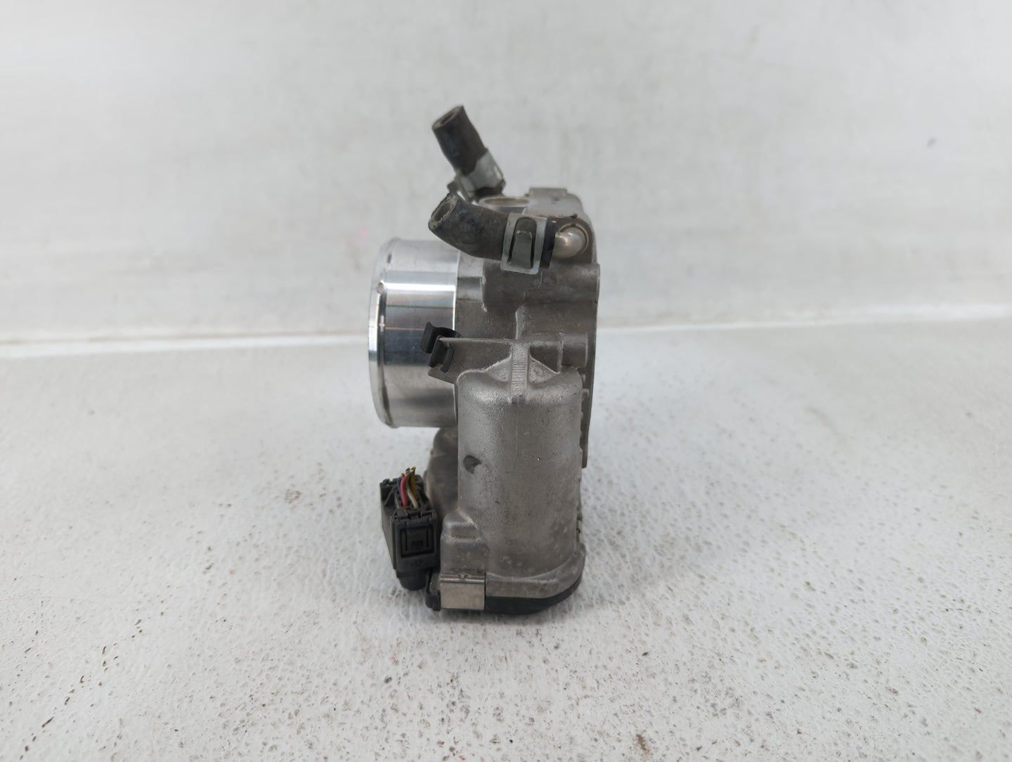 2016-2020 Kia Optima Throttle Body P/N:35100-2G600 Fits Fits 2015 2016 2017 2018 2019 2020 2021 OEM Used Auto Parts - Oemuse