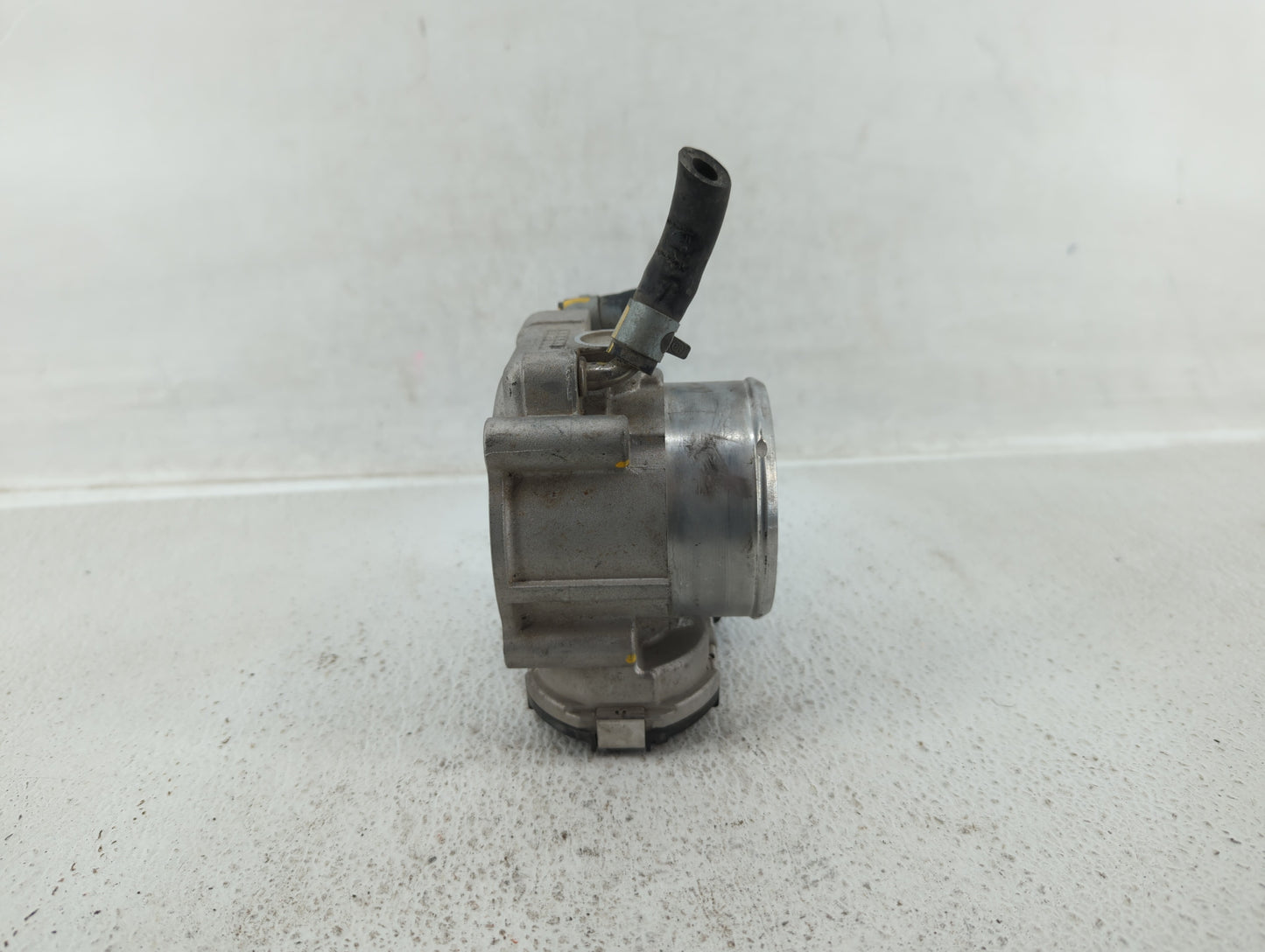 2016-2020 Kia Optima Throttle Body P/N:35100-2G600 Fits Fits 2015 2016 2017 2018 2019 2020 2021 OEM Used Auto Parts - Oemuse