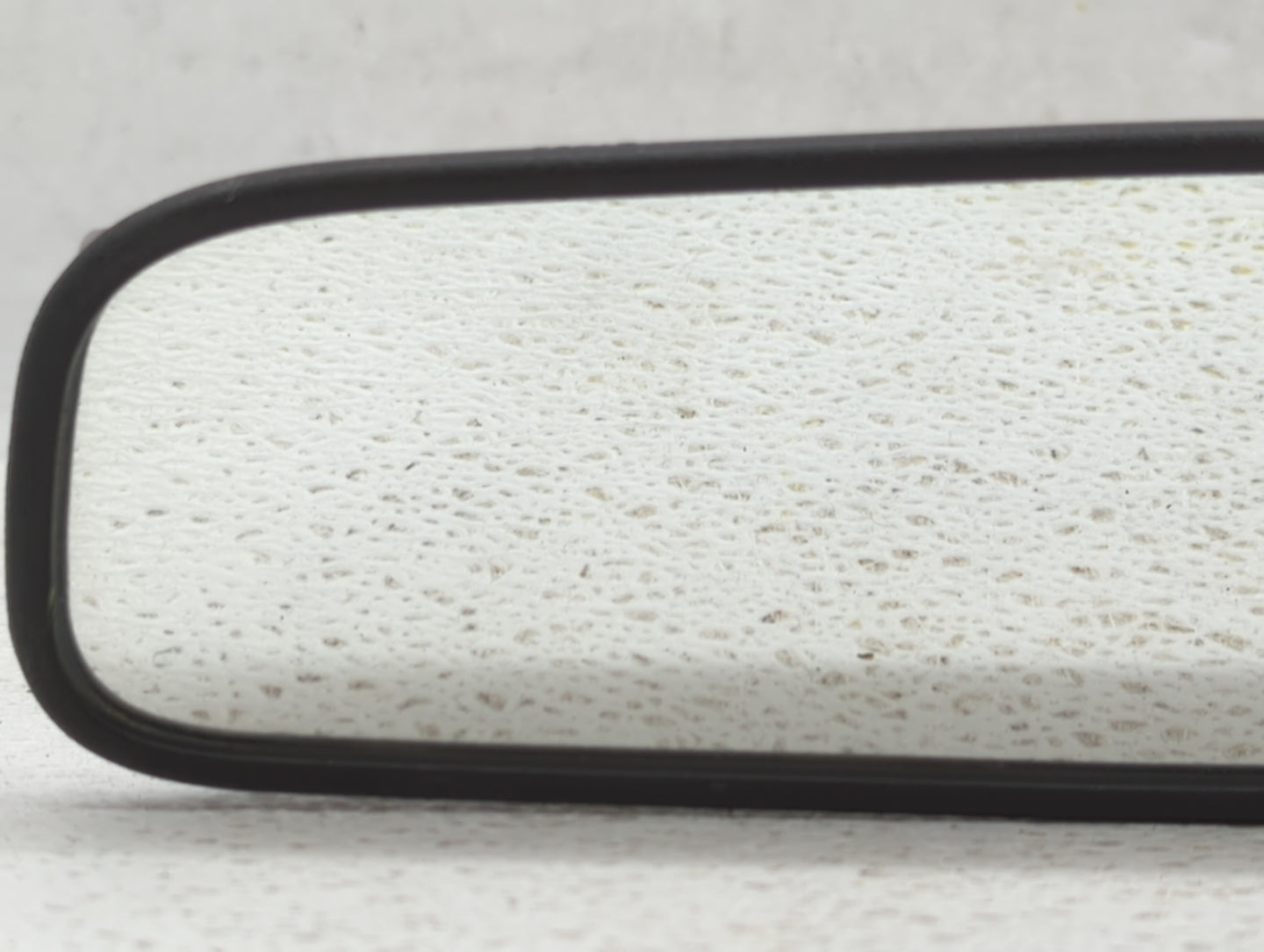 2016 Kia Optima Interior Rear View Mirror Replacement OEM P/N:E4012143 Fits OEM Used Auto Parts - Oemusedautoparts1.com