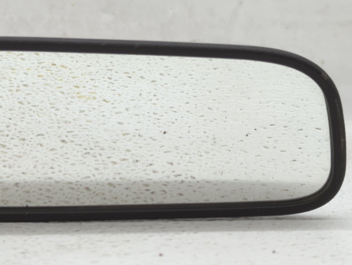 2016 Kia Optima Interior Rear View Mirror Replacement OEM P/N:E4012143 Fits OEM Used Auto Parts - Oemusedautoparts1.com