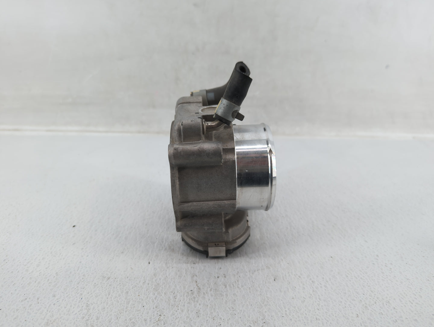 2016-2020 Kia Optima Throttle Body P/N:35100-2G600 Fits Fits 2015 2016 2017 2018 2019 2020 2021 OEM Used Auto Parts - Oemuse