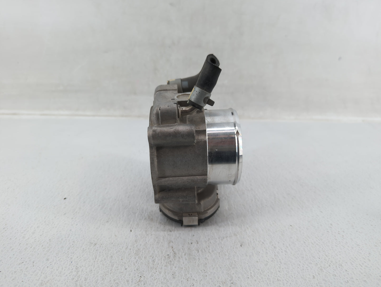 2016-2020 Kia Optima Throttle Body P/N:35100-2G600 Fits Fits 2015 2016 2017 2018 2019 2020 2021 OEM Used Auto Parts - Oemuse