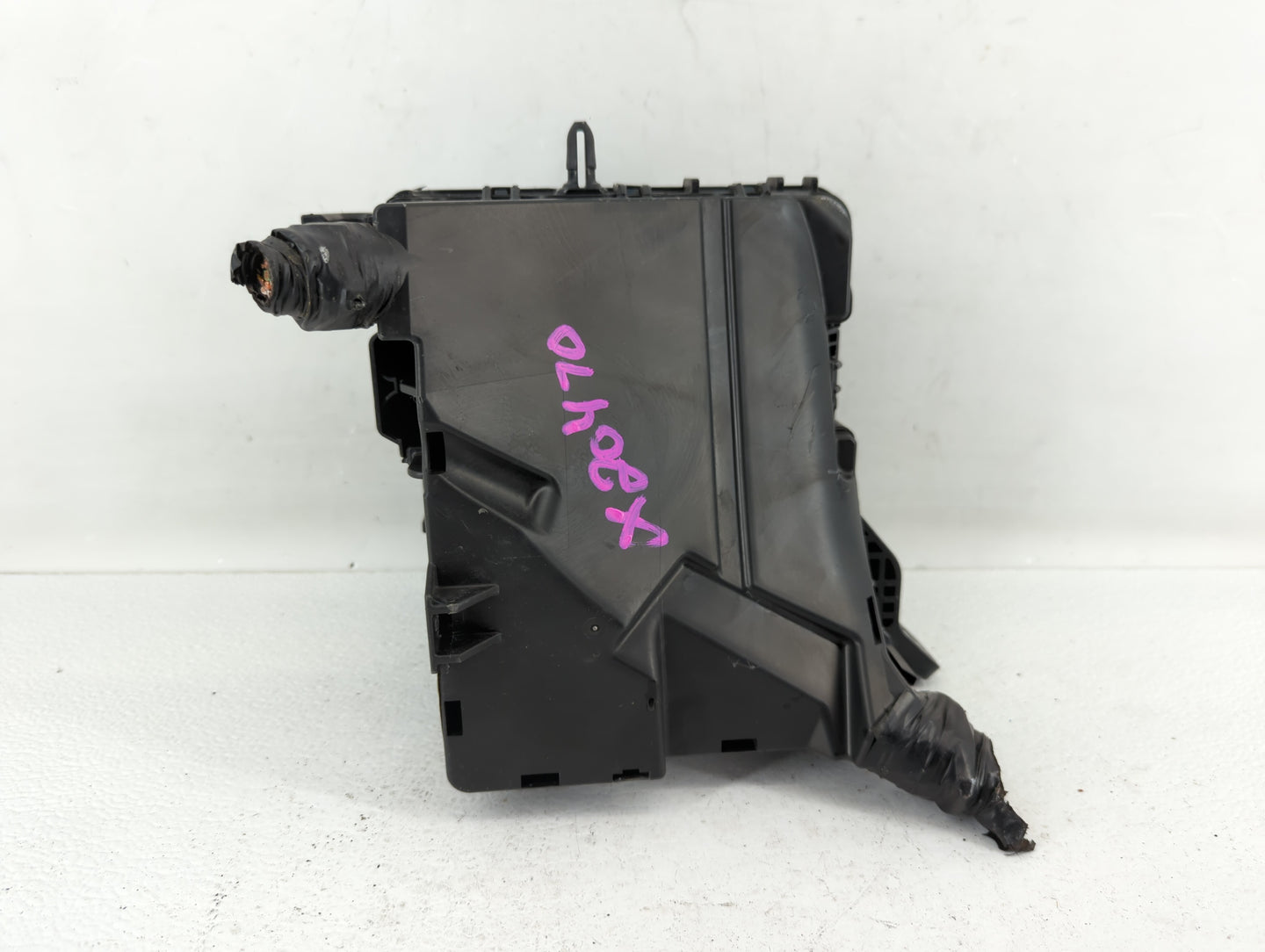2016-2019 Kia Optima Fusebox Fuse Box Panel Relay Module P/N:91950-D5822 Fits Fits 2016 2017 2018 2019 OEM Used Auto Parts -