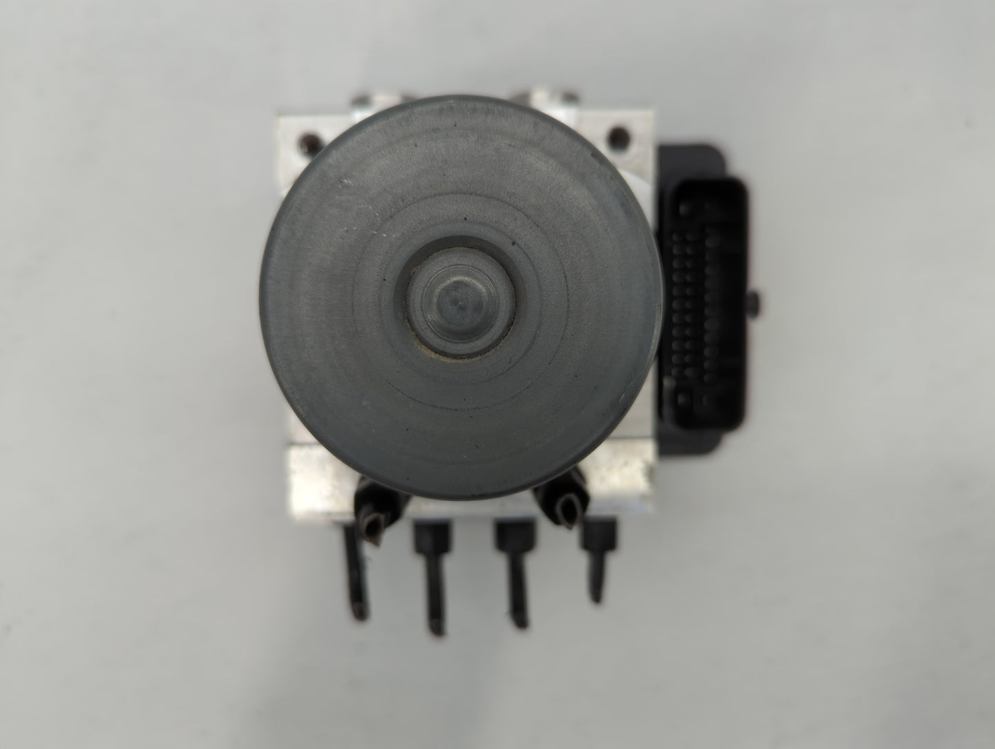2016 Kia Optima ABS Pump Control Module Replacement P/N:58920-D5010 Fits OEM Used Auto Parts - Oemusedautoparts1.com