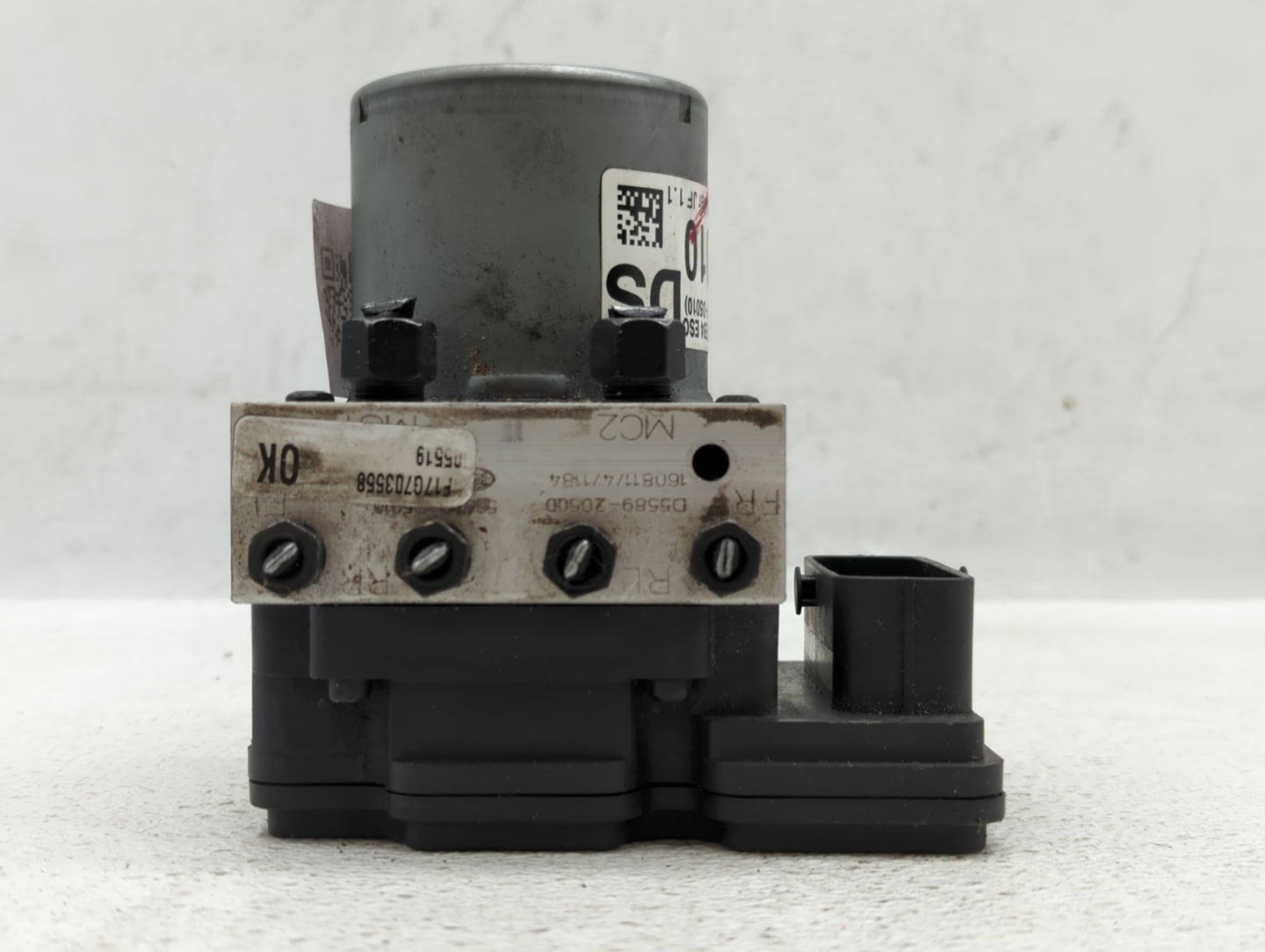 2016-2018 Kia Optima ABS Pump Control Module Replacement P/N:58900-D5010 Fits Fits 2016 2017 2018 OEM Used Auto Parts - Oemu