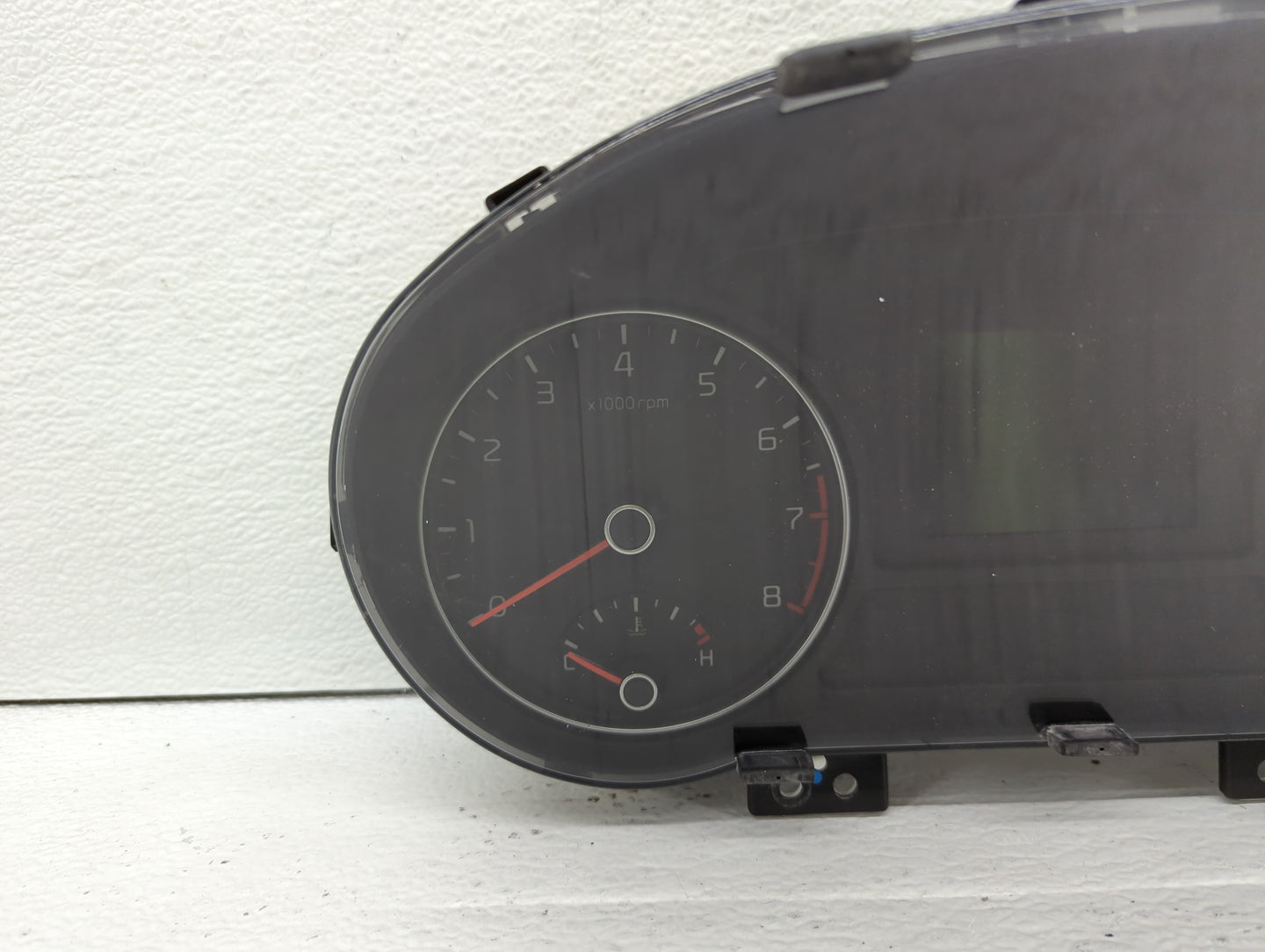 2016-2018 Kia Optima Instrument Cluster Speedometer Gauges P/N:94001-D4780 Fits Fits 2016 2017 2018 OEM Used Auto Parts - Oe