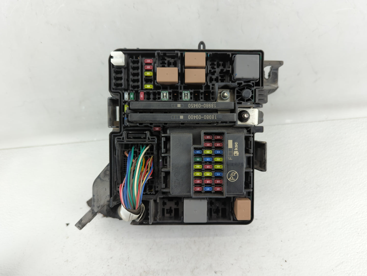 2016-2019 Kia Optima Fusebox Fuse Box Panel Relay Module P/N:91950-D5822 Fits Fits 2016 2017 2018 2019 OEM Used Auto Parts -