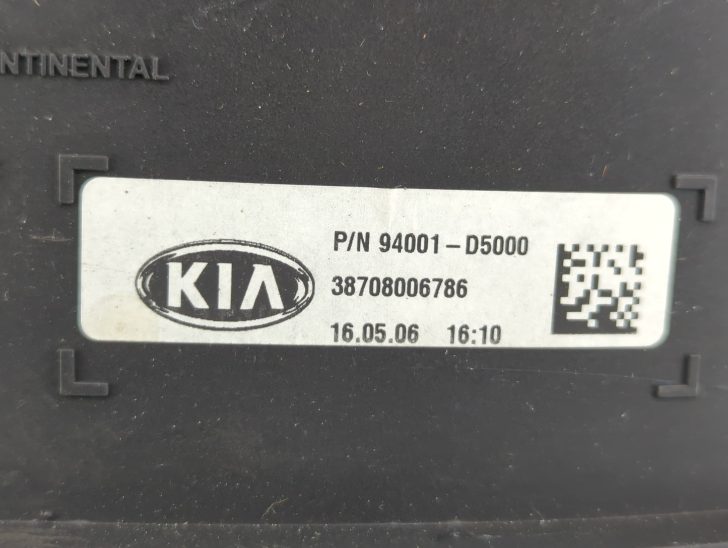 2016-2018 Kia Optima Instrument Cluster Speedometer Gauges P/N:94011-D5000 94011-D5010 Fits Fits 2016 2017 2018 OEM Used Aut
