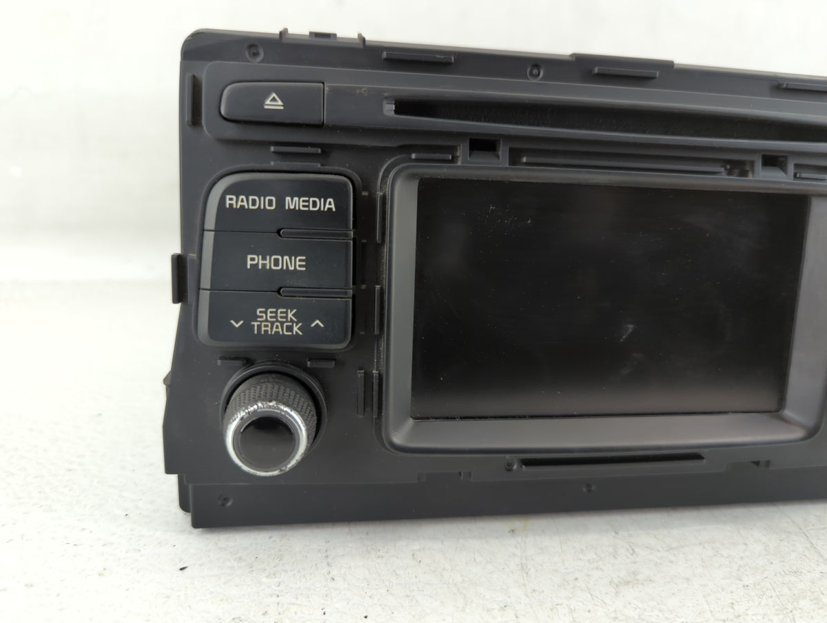 2016-2018 Kia Optima Am Fm Cd Player Radio Receiver 549579 - Oemusedautoparts1.com