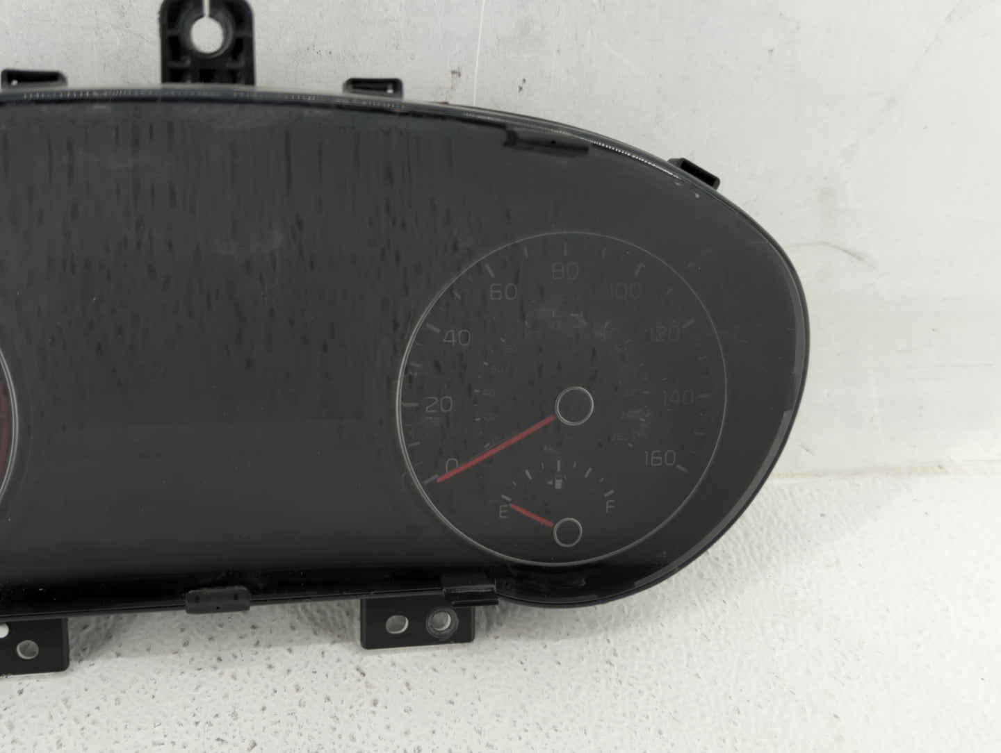 2016-2018 Kia Optima Instrument Cluster Speedometer Gauges P/N:94011-D5000 94011-D5010 Fits Fits 2016 2017 2018 OEM Used Aut