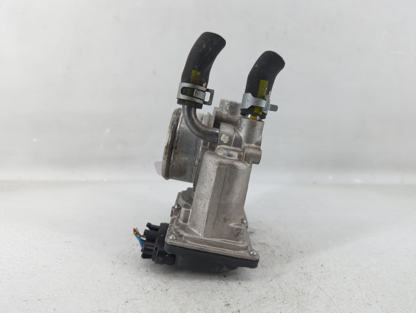 2016-2020 Kia Optima Throttle Body P/N:35100-2B340 Fits Fits 2015 2016 2017 2018 2019 2020 2021 2022 OEM Used Auto Parts - O