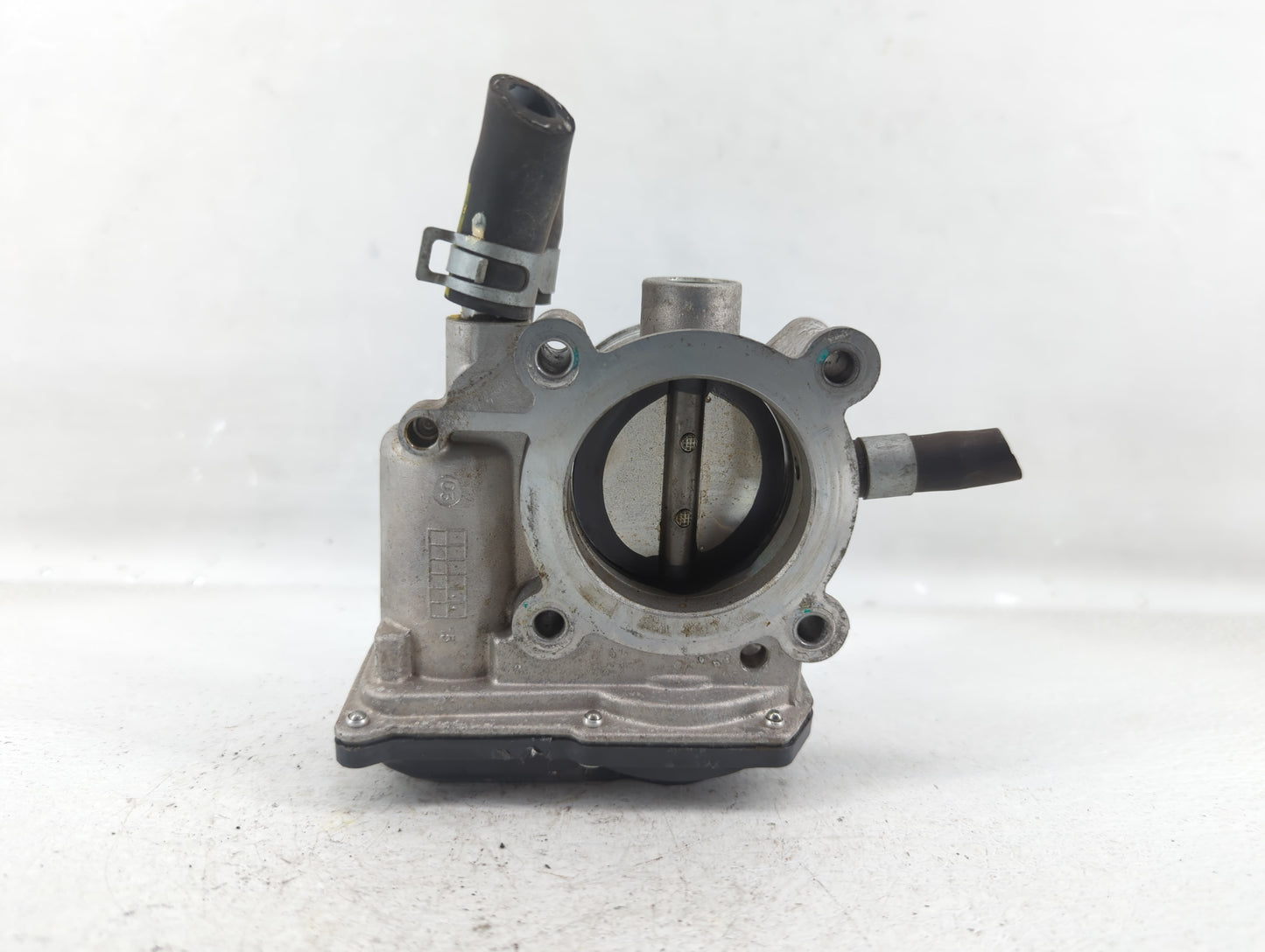 2016-2020 Kia Optima Throttle Body P/N:35100-2B340 Fits Fits 2015 2016 2017 2018 2019 2020 2021 2022 OEM Used Auto Parts - O