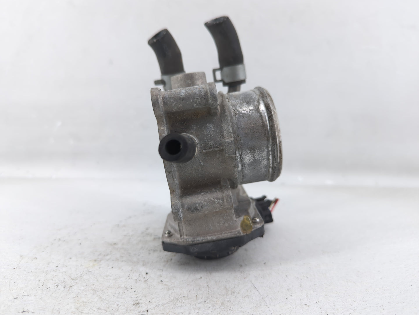 2016-2020 Kia Optima Throttle Body P/N:35100-2B340 Fits Fits 2015 2016 2017 2018 2019 2020 2021 2022 OEM Used Auto Parts - O