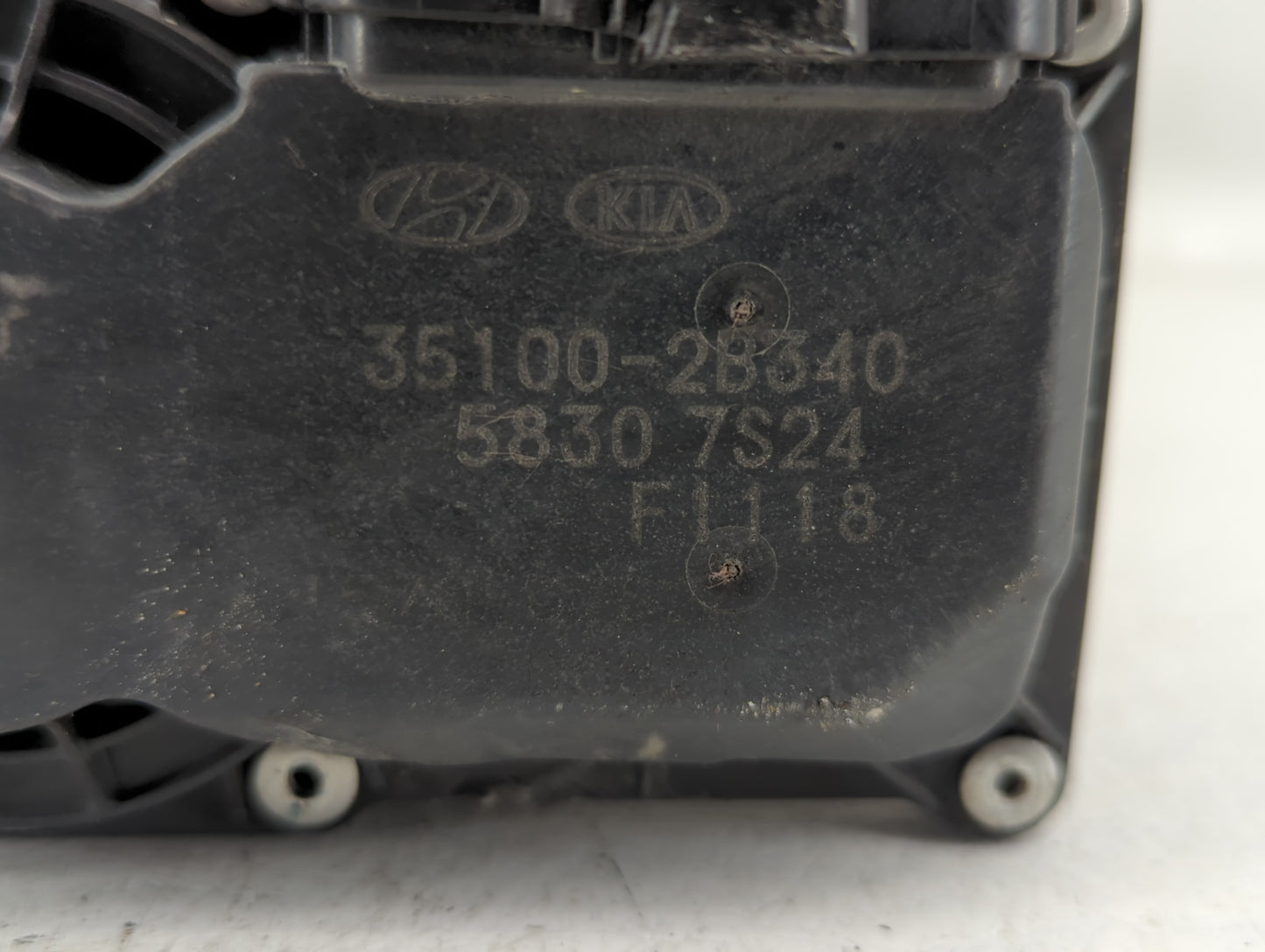 2016-2020 Kia Optima Throttle Body P/N:35100-2B340 Fits Fits 2015 2016 2017 2018 2019 2020 2021 2022 OEM Used Auto Parts - O