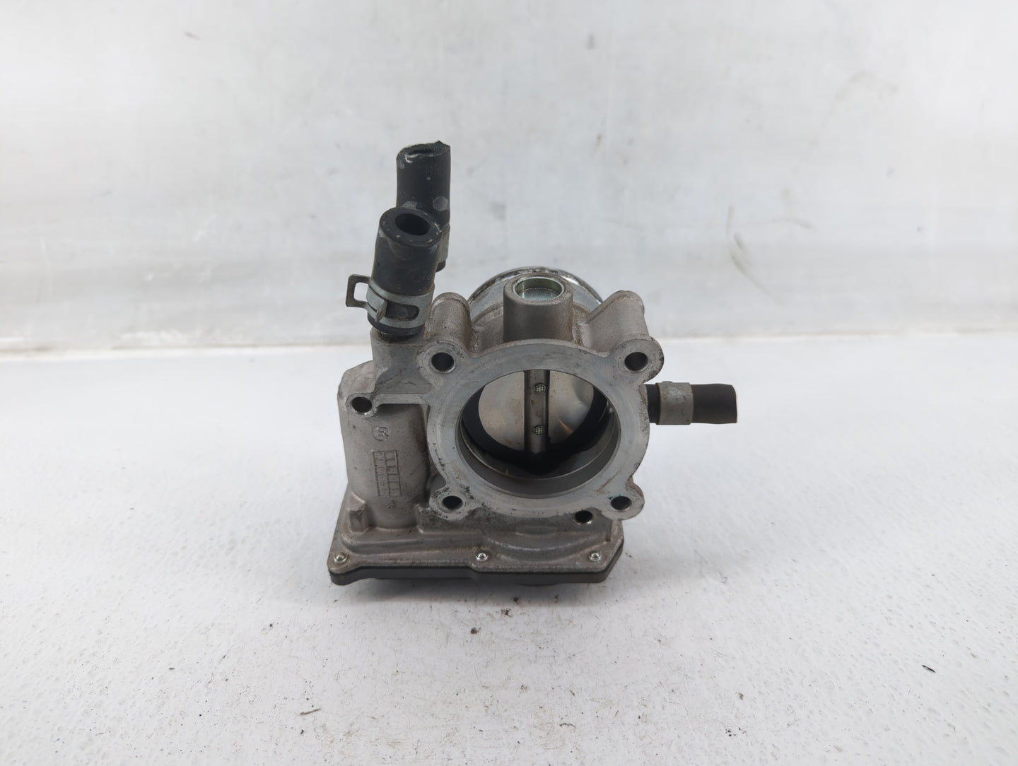 2016-2020 Kia Optima Throttle Body P/N:35100-2B340 Fits Fits 2015 2016 2017 2018 2019 2020 2021 2022 OEM Used Auto Parts - O