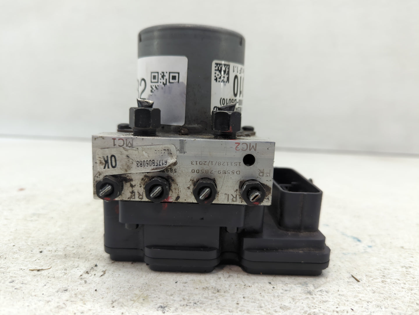 2016-2018 Kia Optima ABS Pump Control Module Replacement P/N:61589-45100 58900-D5010 Fits Fits 2016 2017 2018 OEM Used Auto 