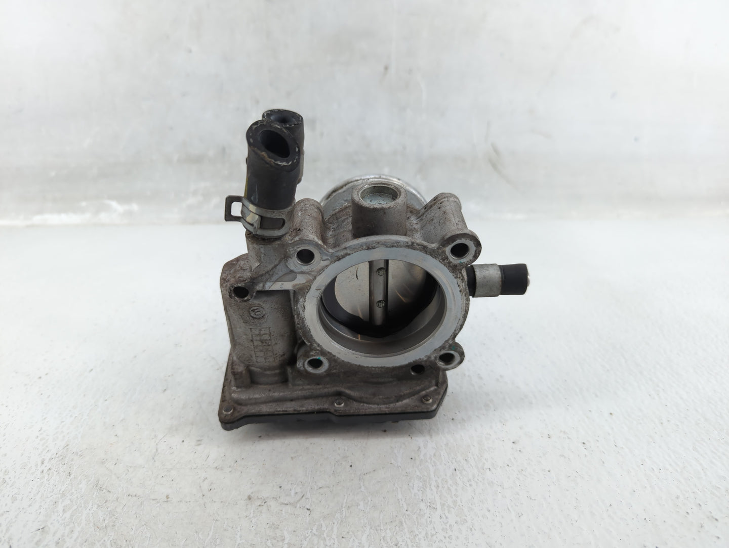 2016-2020 Kia Optima Throttle Body P/N:35100-2B340 Fits Fits 2015 2016 2017 2018 2019 2020 2021 2022 OEM Used Auto Parts - O