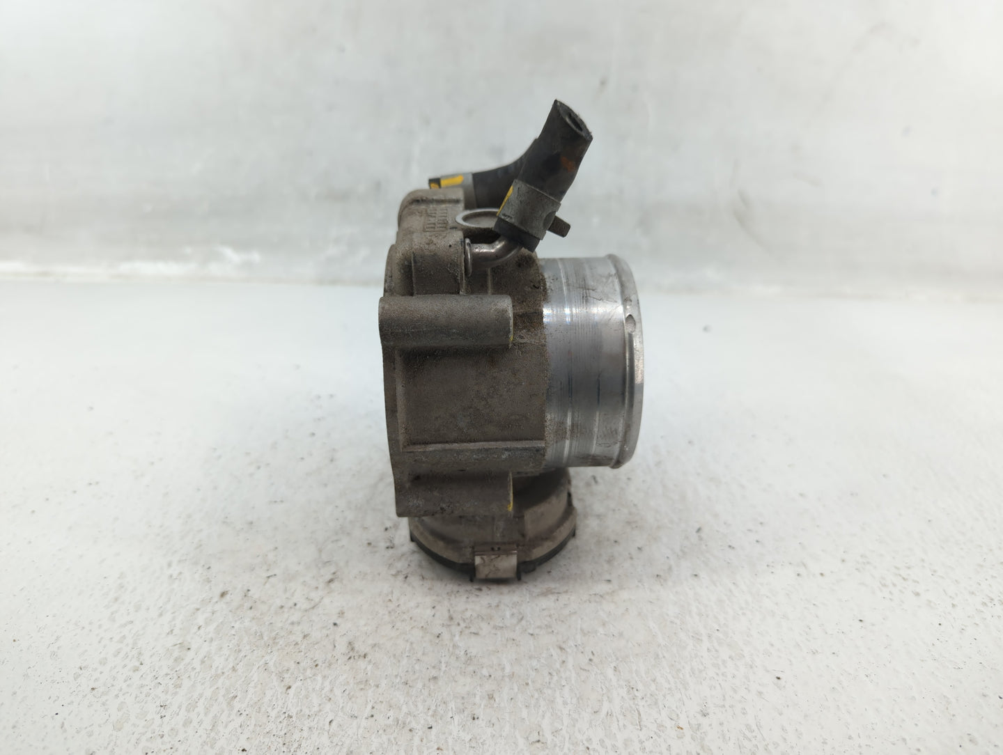 2016-2020 Kia Optima Throttle Body P/N:35100-2G600 Fits Fits 2015 2016 2017 2018 2019 2020 2021 OEM Used Auto Parts - Oemuse