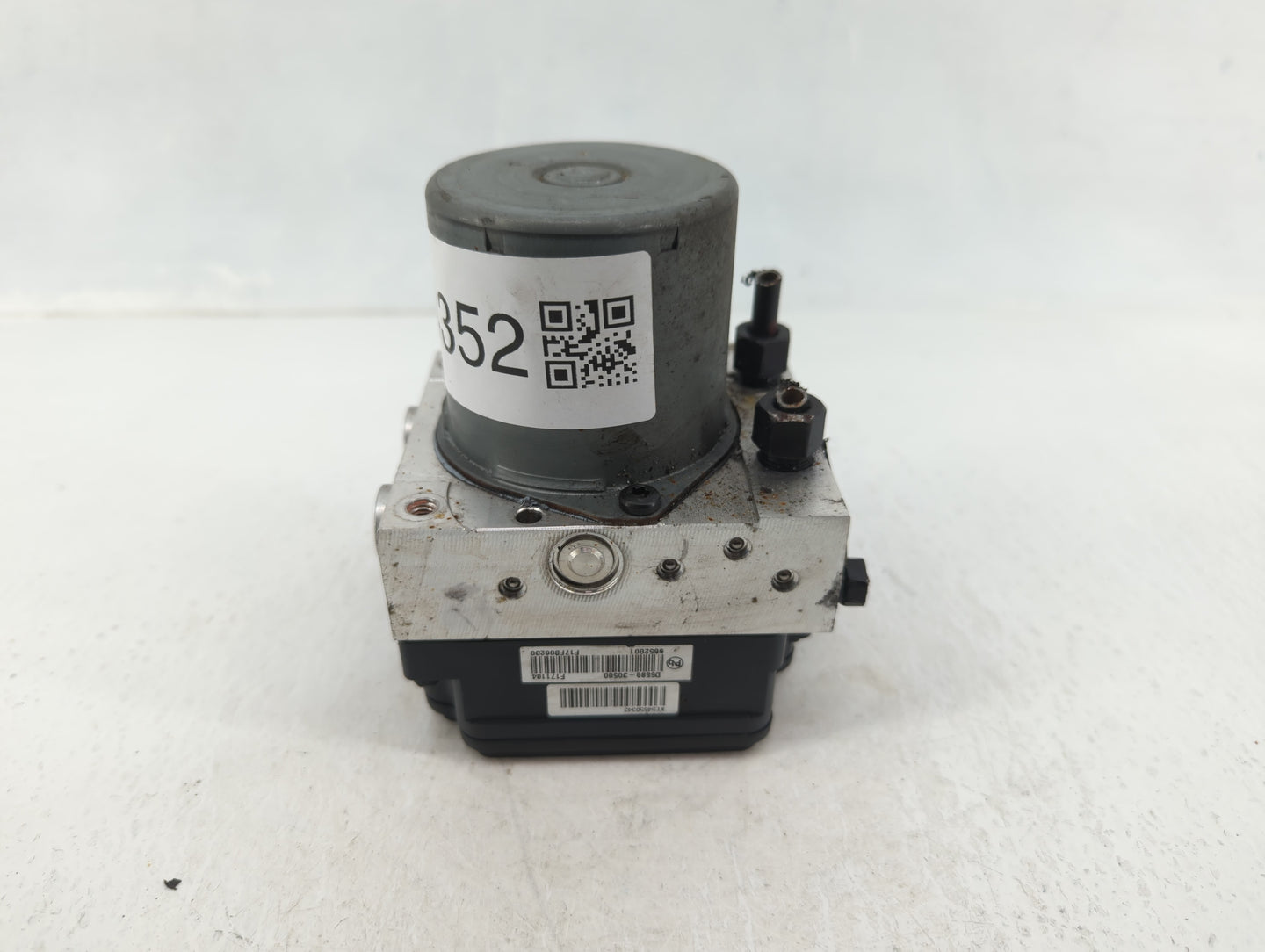 2016-2018 Kia Optima ABS Pump Control Module Replacement P/N:61589-45100 Fits Fits 2016 2017 2018 OEM Used Auto Parts - Oemu