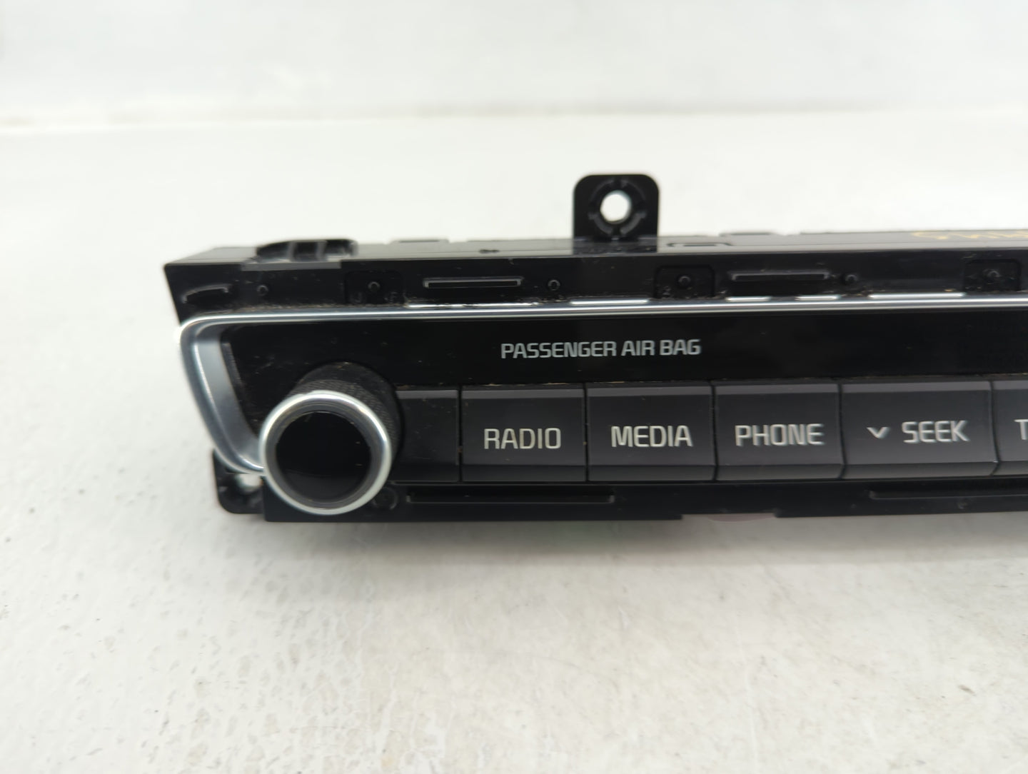 2016-2019 Kia Optima Radio AM FM Cd Player Receiver Replacement P/N:540D 96540D5400 Fits Fits 2016 2017 2018 2019 OEM Used A