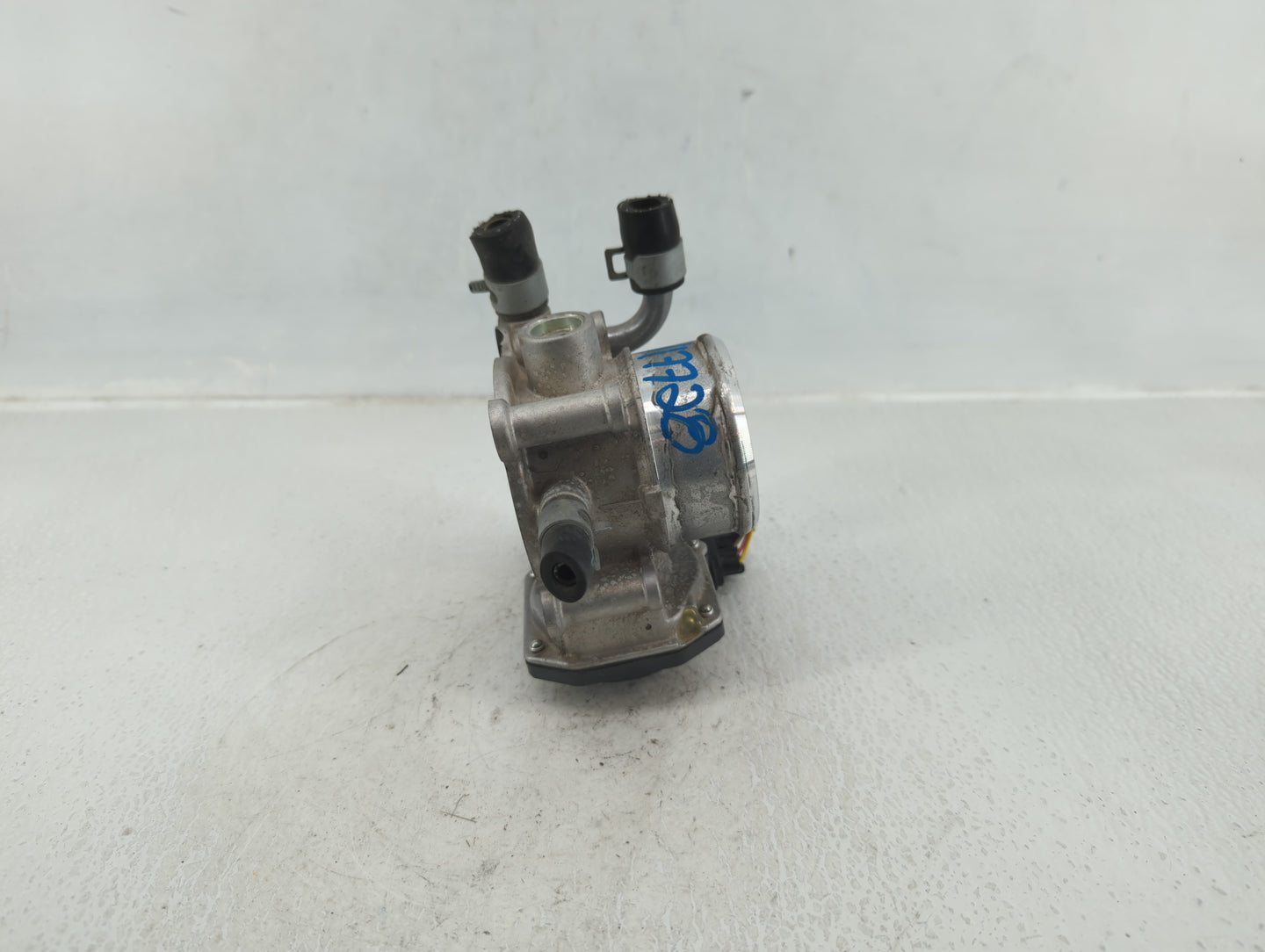 2016-2020 Kia Optima Throttle Body P/N:35100-2B340 Fits Fits 2015 2016 2017 2018 2019 2020 2021 2022 OEM Used Auto Parts - O