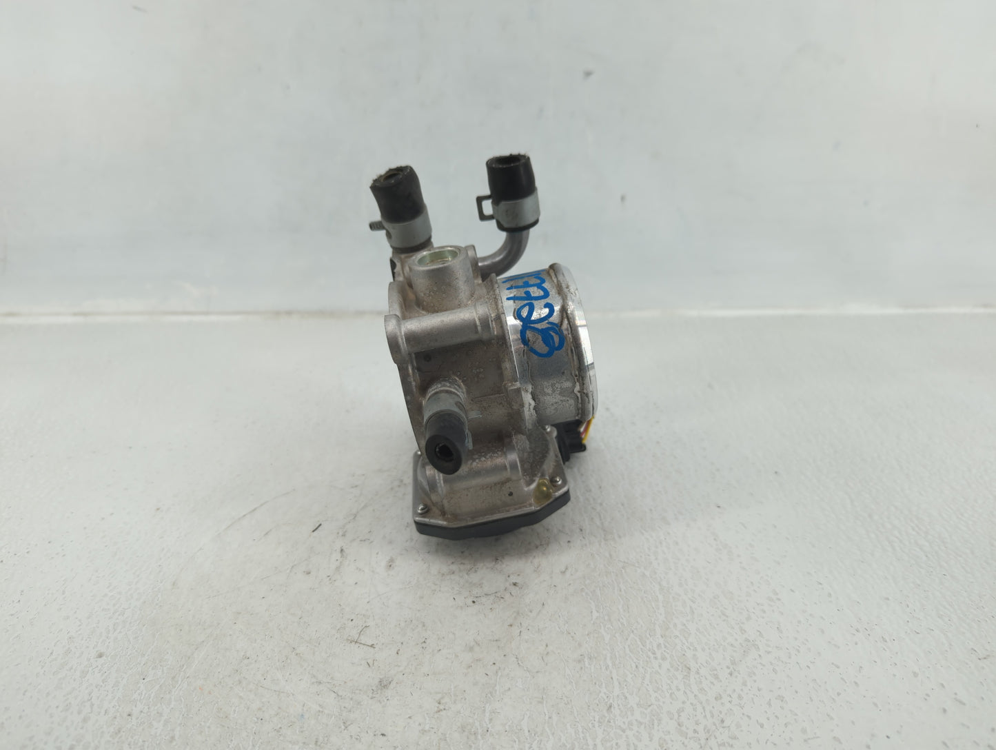 2016-2020 Kia Optima Throttle Body P/N:35100-2B340 Fits Fits 2015 2016 2017 2018 2019 2020 2021 2022 OEM Used Auto Parts - O
