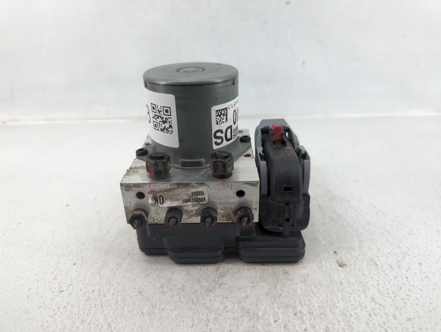 2016-2018 Kia Optima ABS Pump Control Module Replacement P/N:58900-D5010 Fits Fits 2016 2017 2018 OEM Used Auto Parts - Oemu
