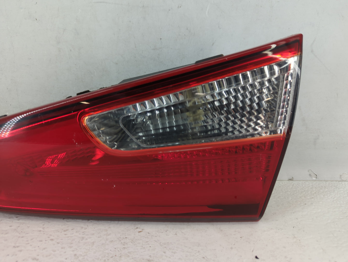 2016-2018 Kia Optima Tail Light Assembly Passenger Right OEM P/N:92404-A70 Fits Fits 2016 2017 2018 OEM Used Auto Parts - Oe