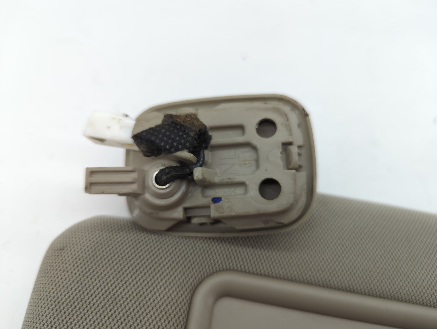 2016-2020 Kia Optima Sun Visor Shade Replacement Passenger Right Mirror Fits Fits 2016 2017 2018 2019 2020 OEM Used Auto Par