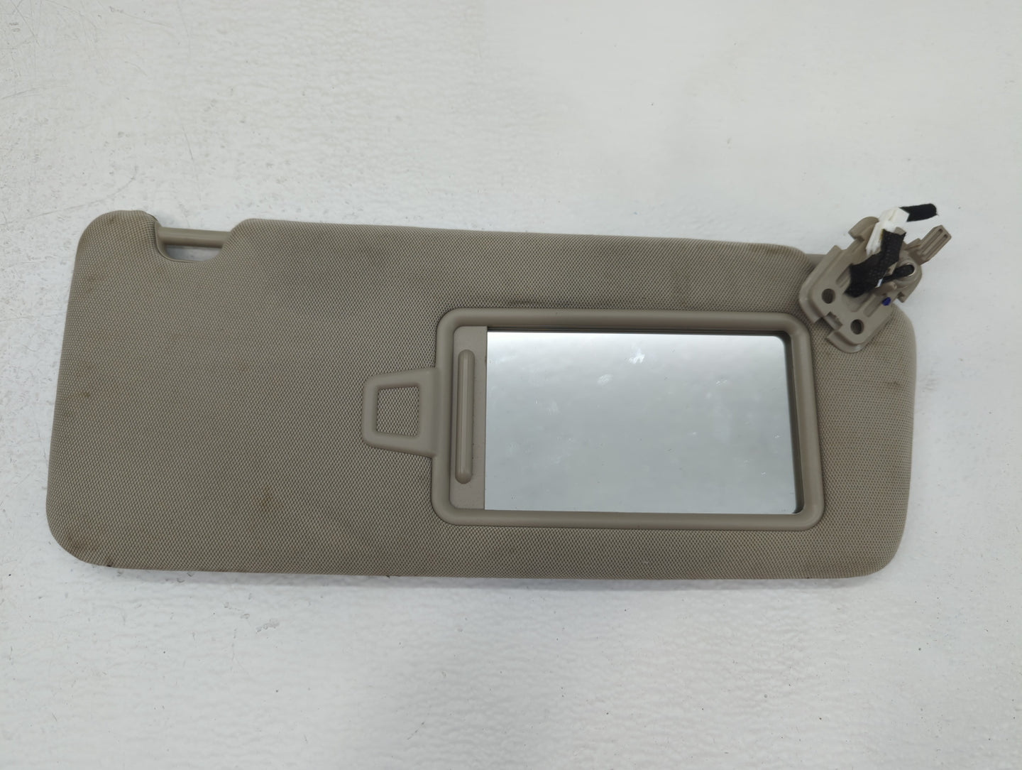 2016-2020 Kia Optima Sun Visor Shade Replacement Passenger Right Mirror Fits Fits 2016 2017 2018 2019 2020 OEM Used Auto Par
