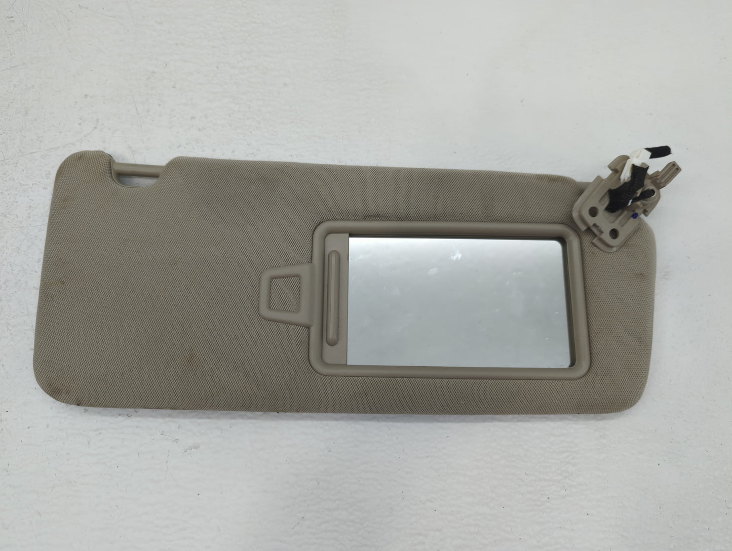 2016-2020 Kia Optima Sun Visor Shade Replacement Passenger Right Mirror Fits Fits 2016 2017 2018 2019 2020 OEM Used Auto Par