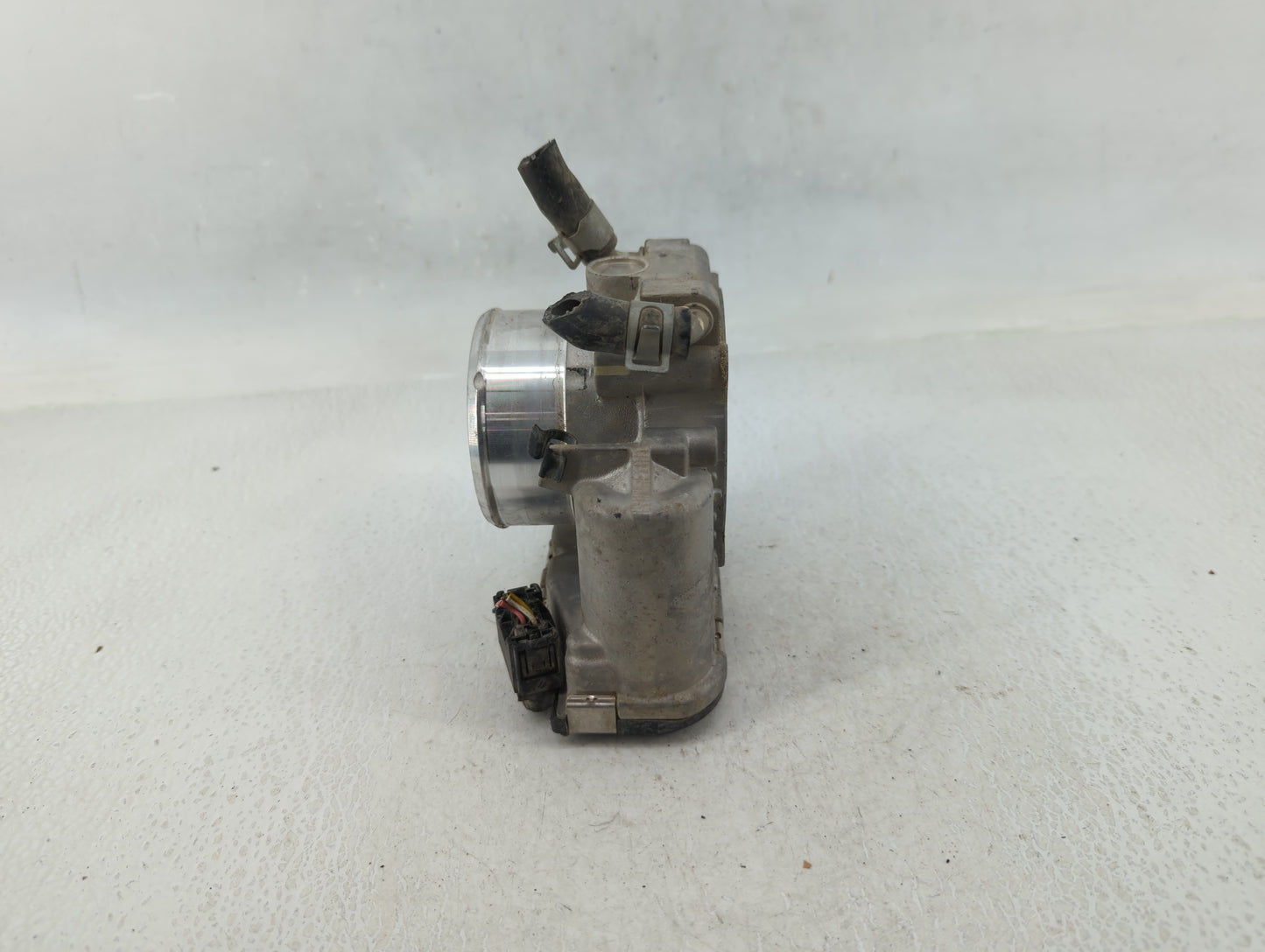 2016-2020 Kia Optima Throttle Body P/N:35100-2G600 Fits Fits 2015 2016 2017 2018 2019 2020 2021 OEM Used Auto Parts - Oemuse