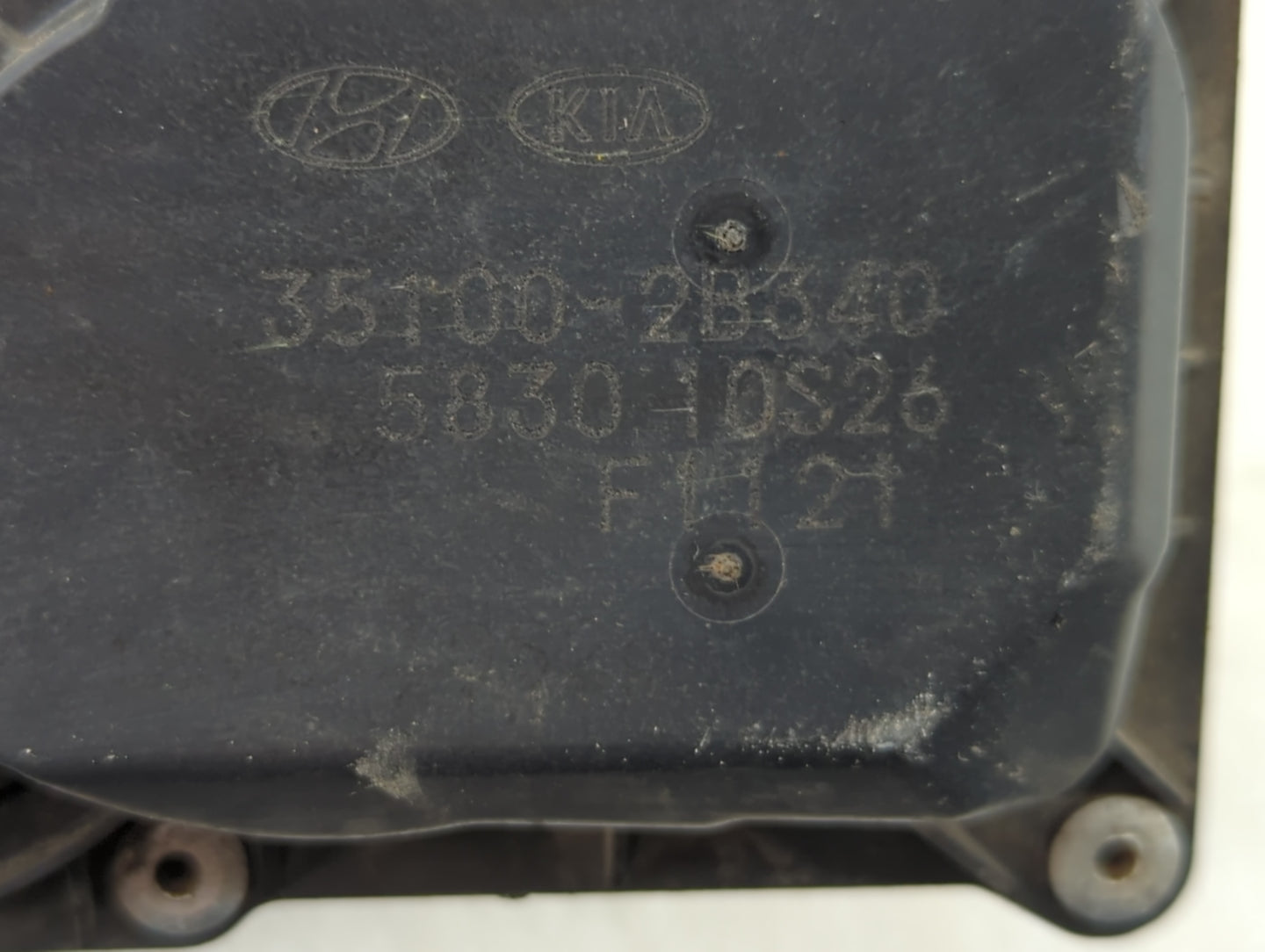 2016-2020 Kia Optima Throttle Body P/N:35100-2B340 Fits Fits 2015 2016 2017 2018 2019 2020 2021 2022 OEM Used Auto Parts - O
