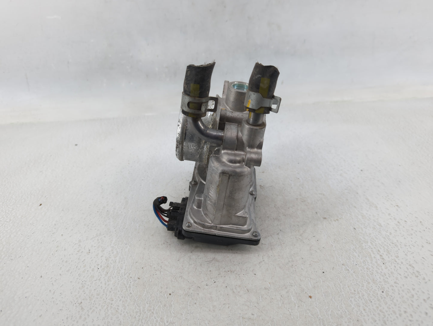 2016-2020 Kia Optima Throttle Body P/N:35100-2B340 Fits Fits 2015 2016 2017 2018 2019 2020 2021 2022 OEM Used Auto Parts - O