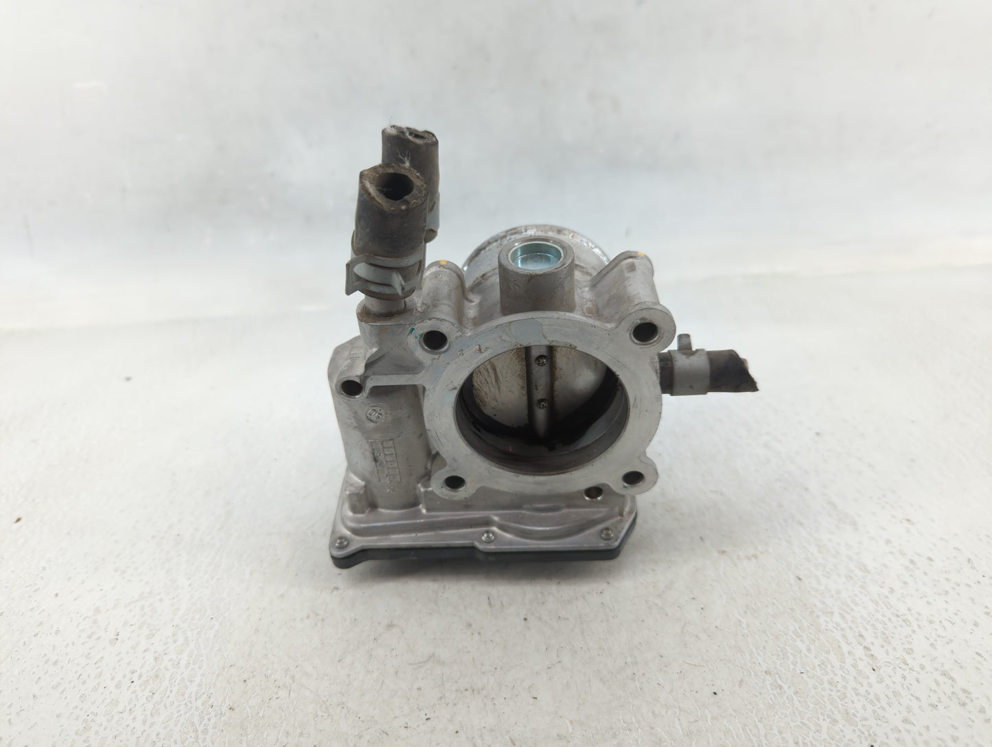 2016-2020 Kia Optima Throttle Body P/N:35100-2B340 Fits Fits 2015 2016 2017 2018 2019 2020 2021 2022 OEM Used Auto Parts - O